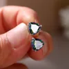 E1122 colored diamond