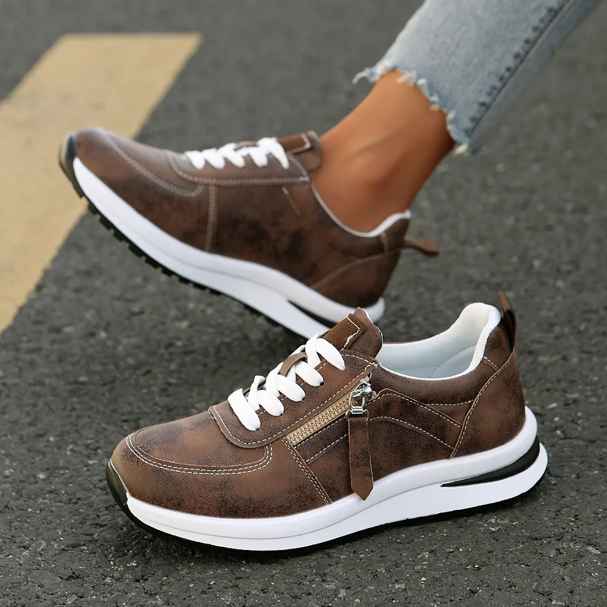 High-Quality New Models Classic Women Breathable Sneakers Casual PU Material Shoes Women's Cushioning Walking Style Shoes