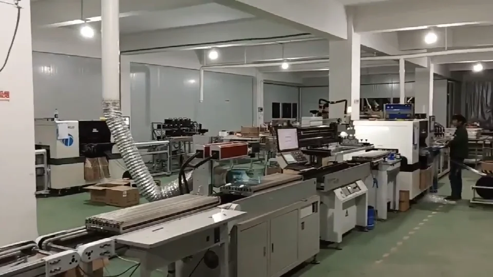 Yiwu Huangpai Lighting Factory 3
