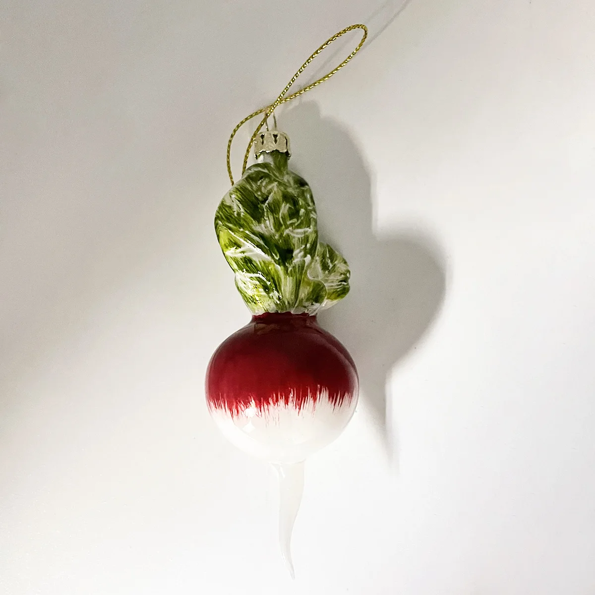 Small red farm field fruit root vegetable turnip radish shape garden food blown glass christmas ornament for christmas tree