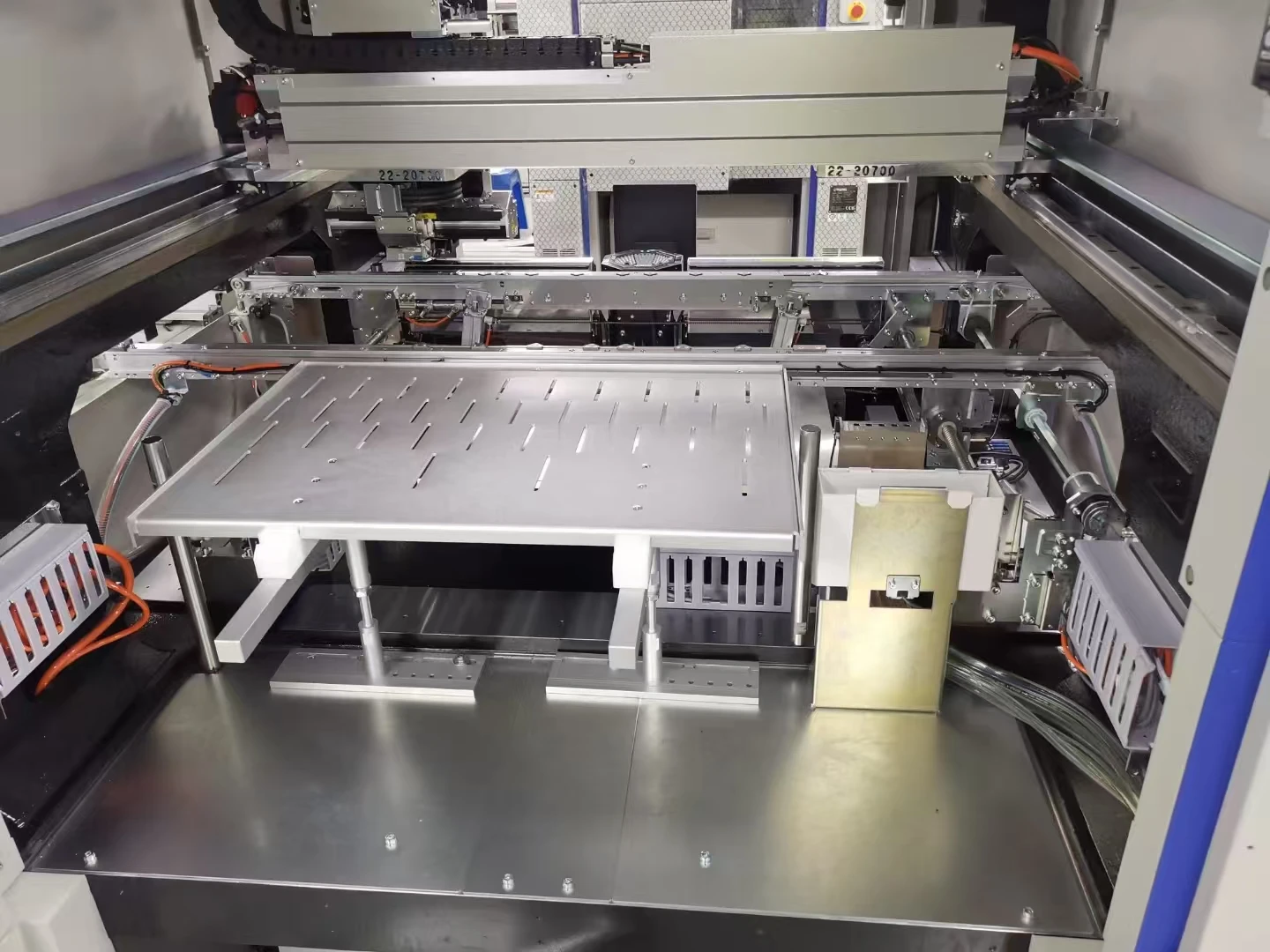 YAMAHA IC Tray SMT Tray Feeder for YSM10 YSM20 YS12 YS24 YG12 YV100X YAMAHA Pick and Place Machine SMD Spare Parts