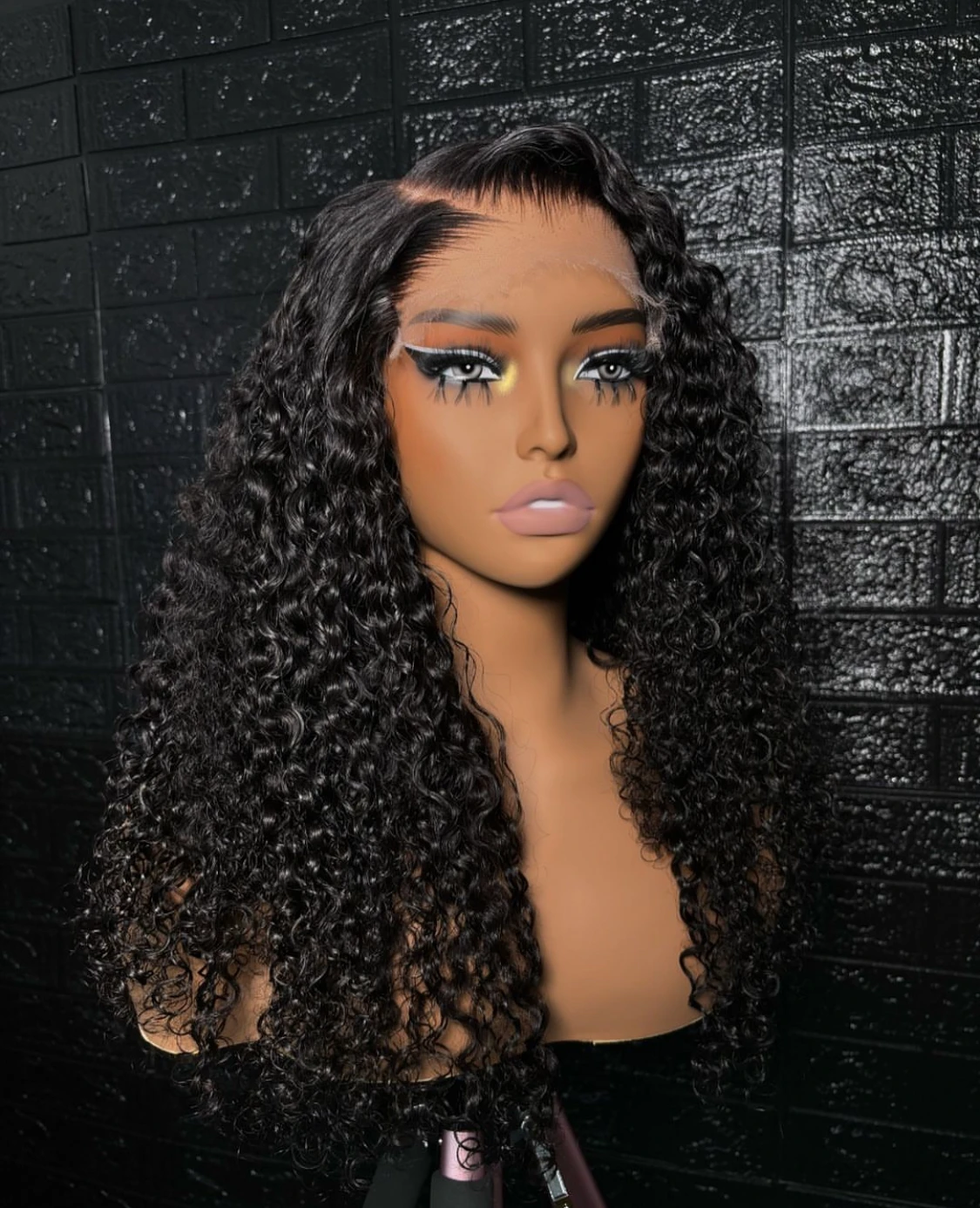 Raw Unprocessed Burmese Curly Human Hair Bundle Cambodian Cuticle Aligned No Tangle No Shedding Double Weft Single Drawn Hair