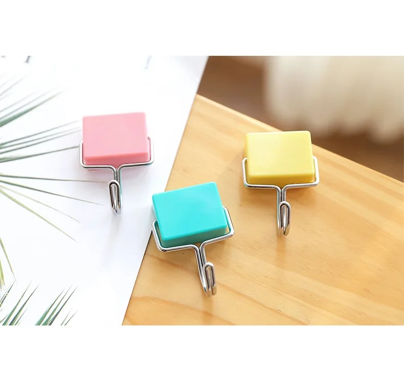 Japanese creative super suction magnetic hook microwave refrigerator without trace hanging magnet hook nail free manufacture