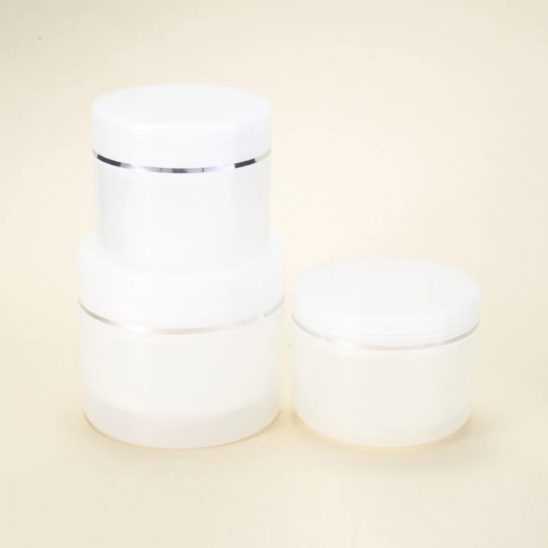 Wholesale Custom Capacity Translucent Lotion Cream Light Weighted Durable Plastic Cosmetic Case factory
