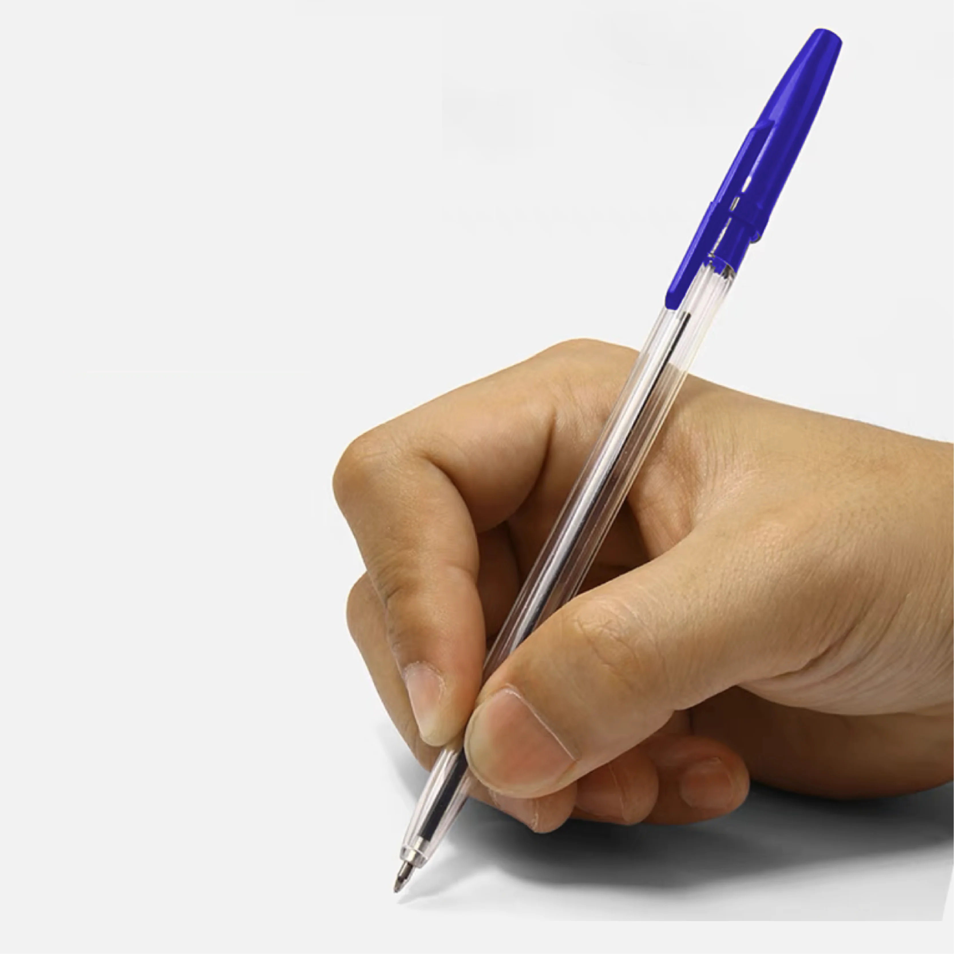 Wholesale Good Quality Office and School Stationary Fluently Writing 0.7mm Plastic Ballpoint Pen