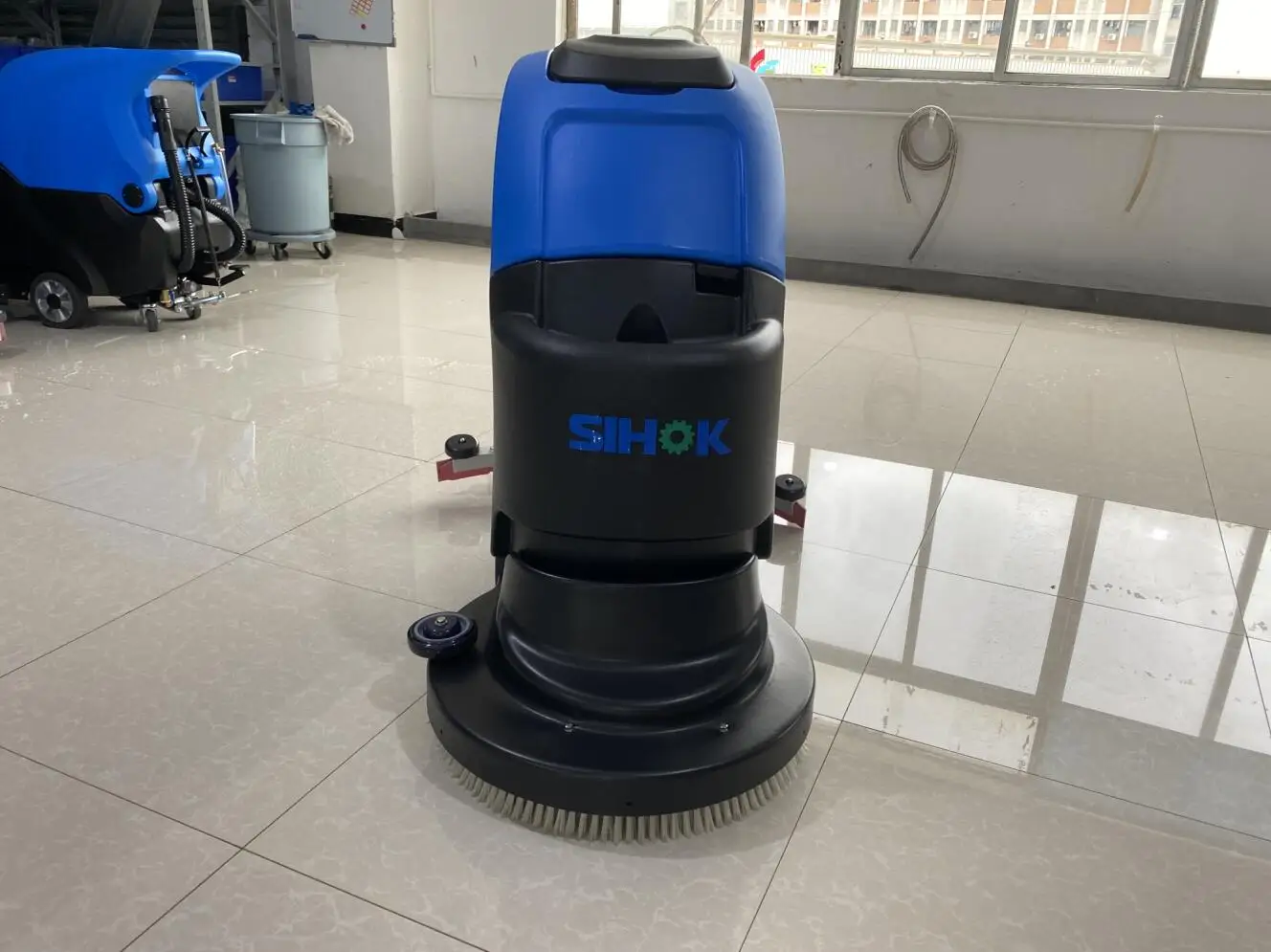 Walk Behind Mini Floor Scrubber Electrical Self Propelled Floor Cleaner