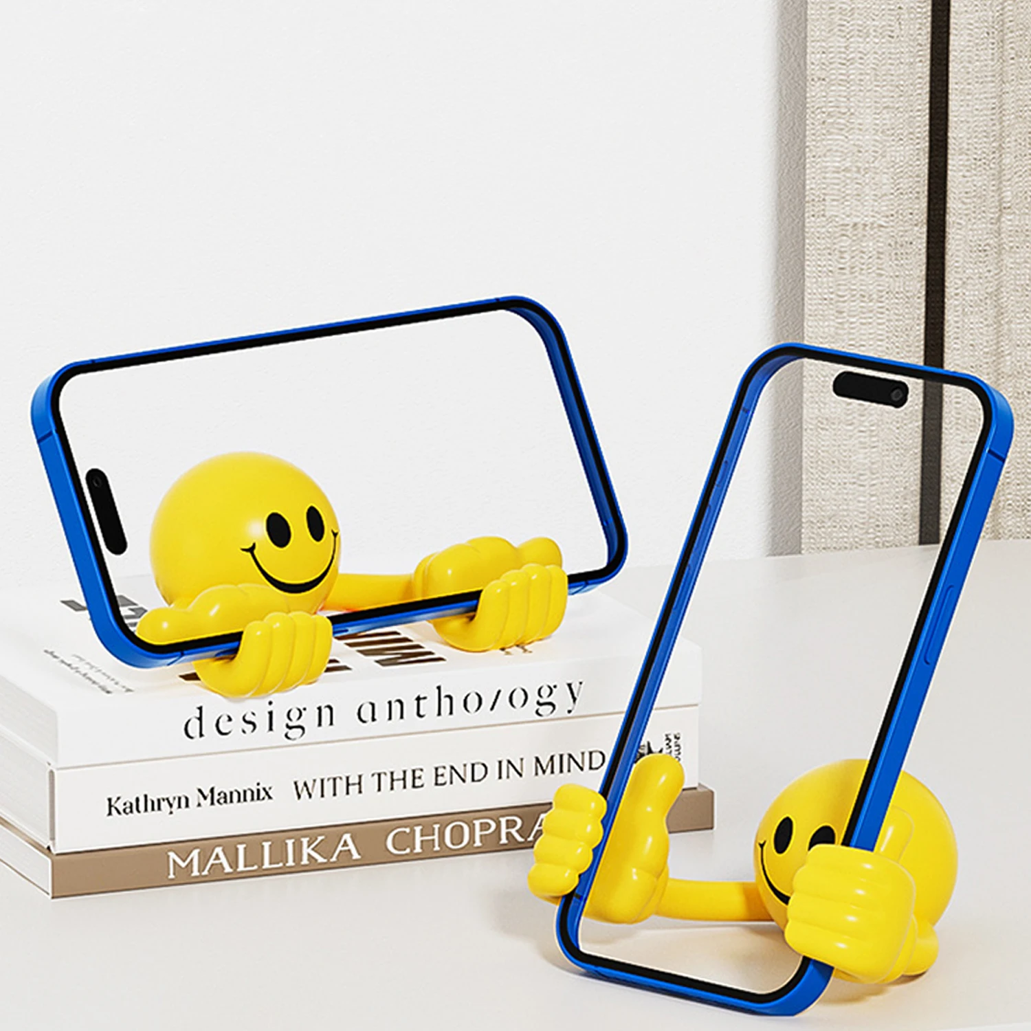 2024 Multi-angle Smiley Thumb Phone Holder