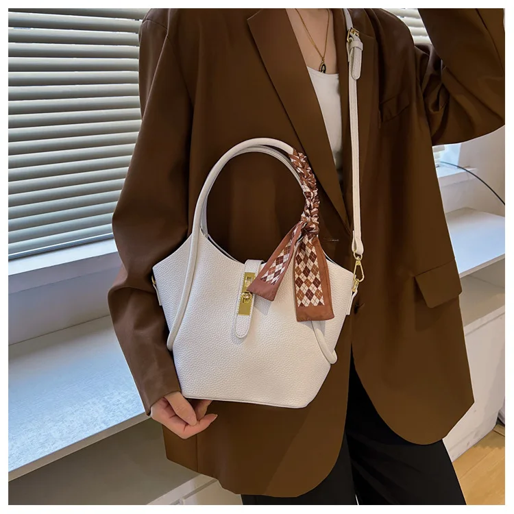 2023 Fashion Luxury Womens Tote Shoulder Bag High Quality Ladies Hand Bags Tote Handbags Shoulder Bags Tote