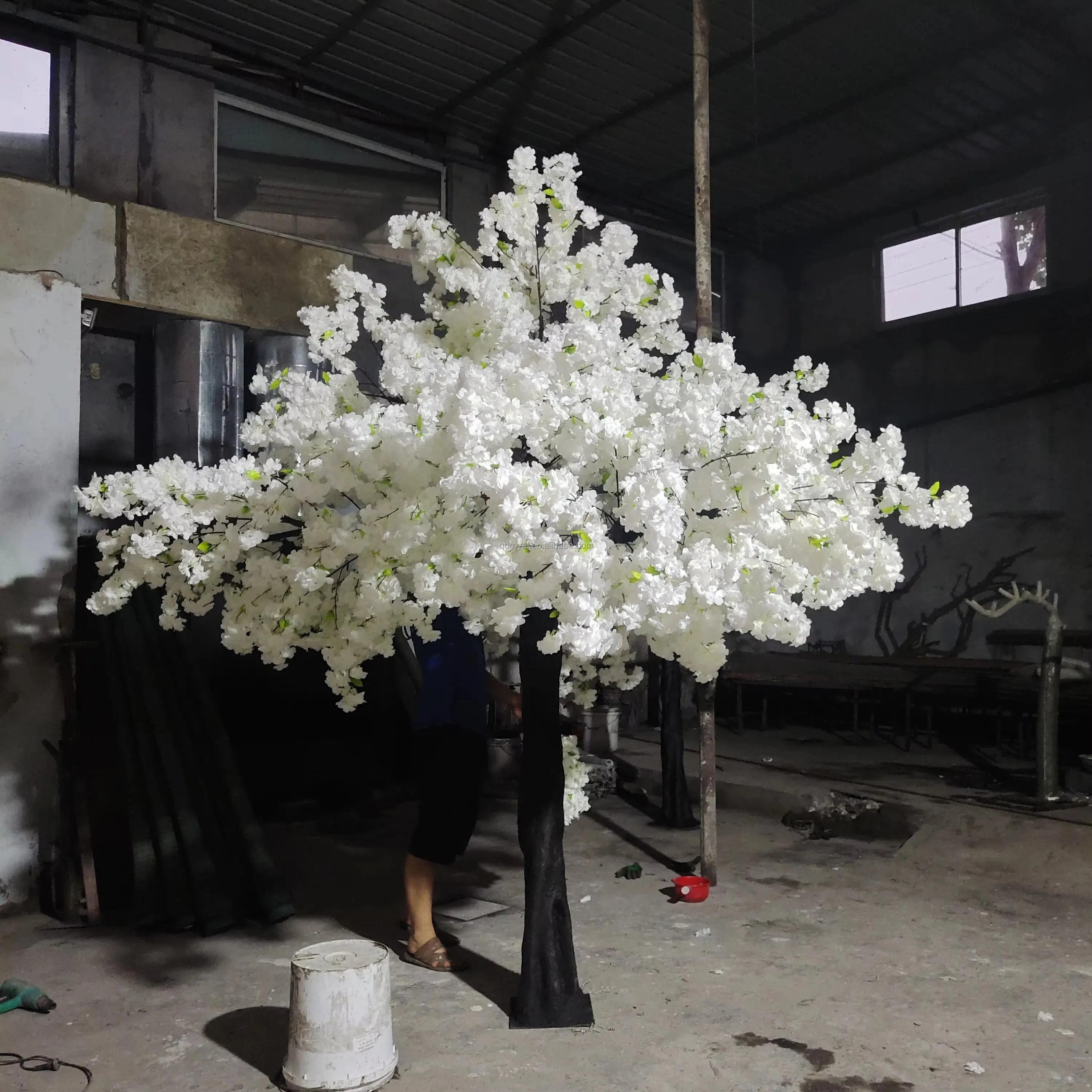 Albero Di Ciliegio Artificiale Giapponese 1.8x1.5m, Fiori Finti Di Seta Rosa Per Matrimonio, Decorazione Casa, Giardino E Festa A Tema, Con Base E Recinzione