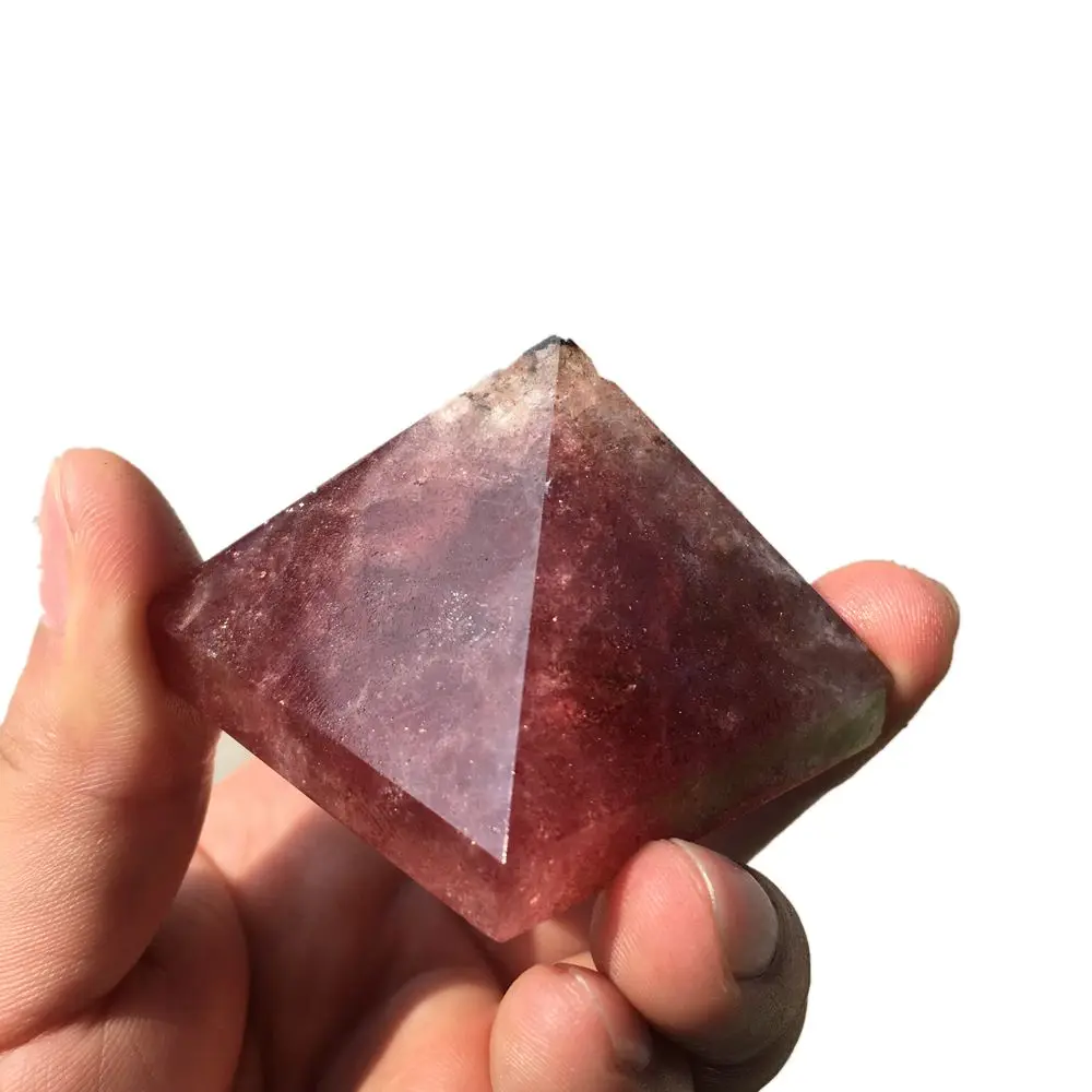 wholesale hot selling natural strawberry crystal pyramid healing