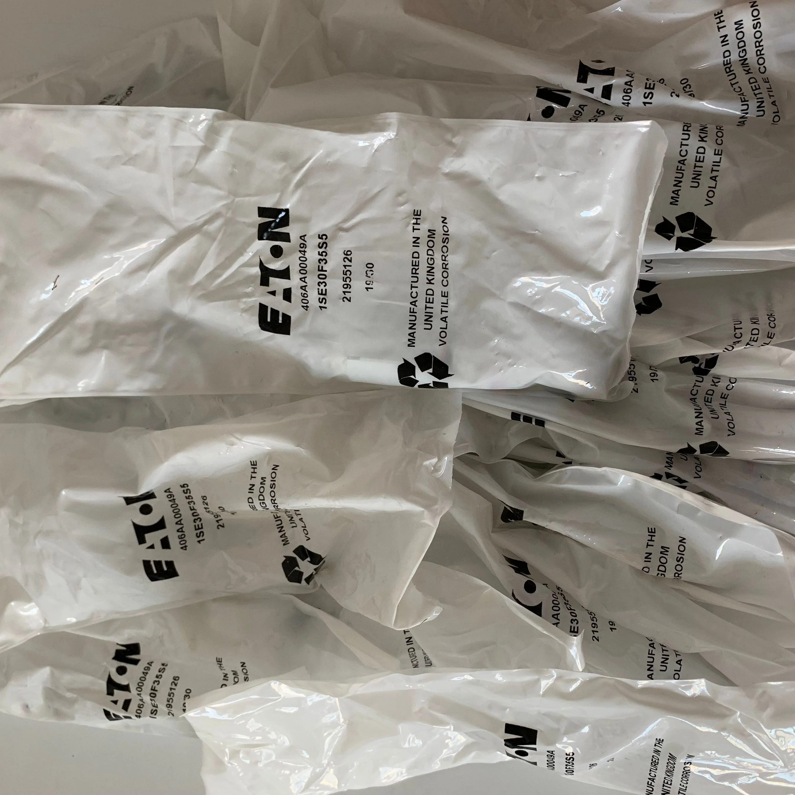 1SE30F35S5 406AA00049A EATON VICKERS Balance Valve Original Genuine