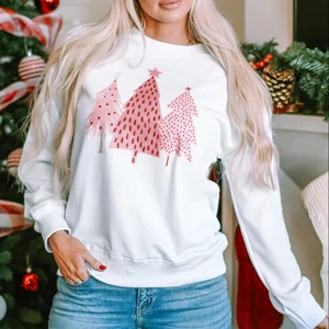 LYG Best Selling Custom Casual White Long Sleeve Crew Neck Knitted Top Christmas Tree Print Winter's Perfect Addition Front Logo