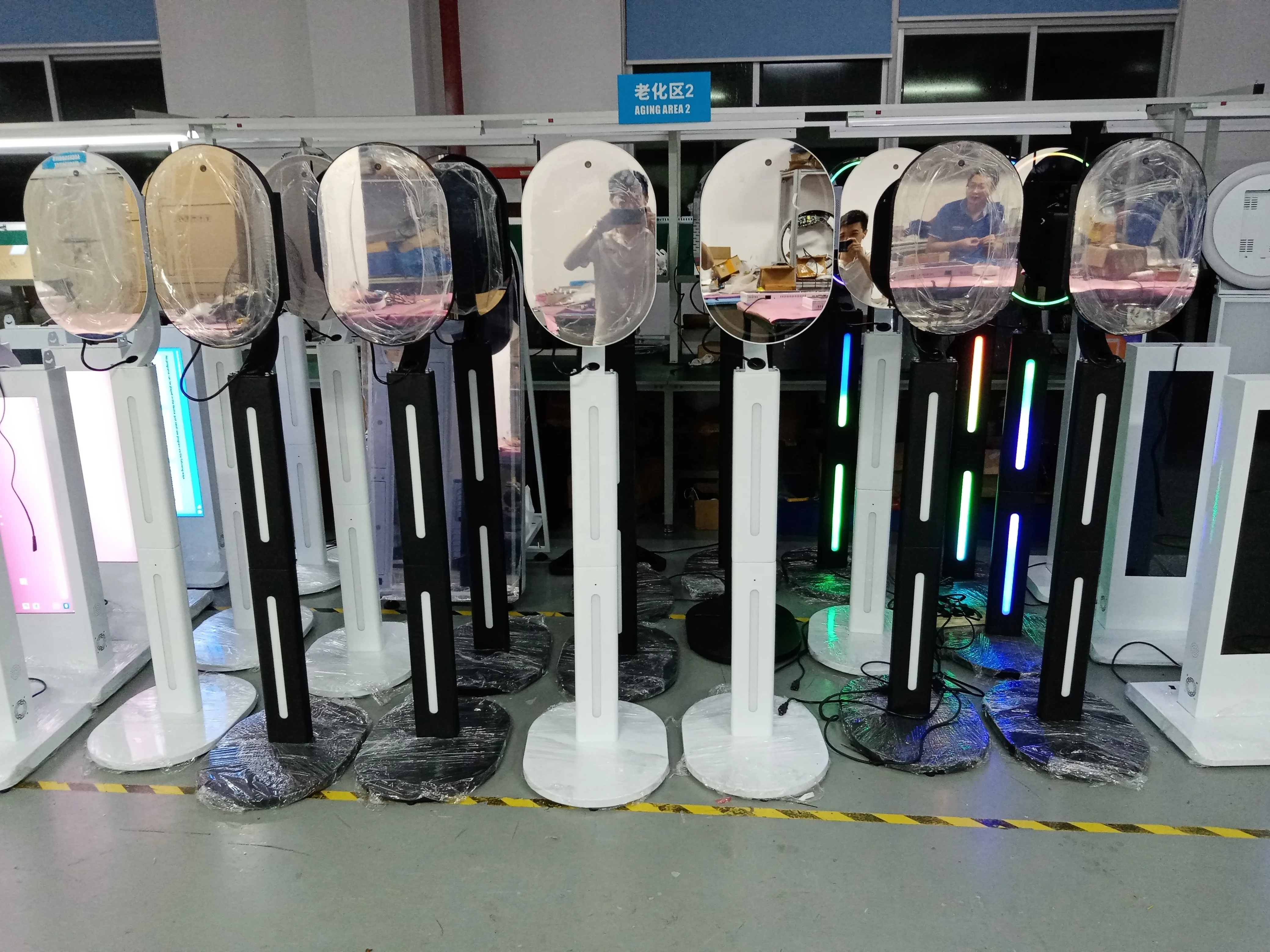Touch Screen Magic Mirror Photo Booth For Sale Selfie Fotomation Station Portable Photo Booth