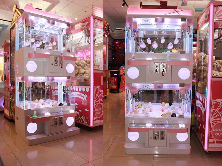 Coin Operated 4 Players Claw Crane Game Machine for Sale
