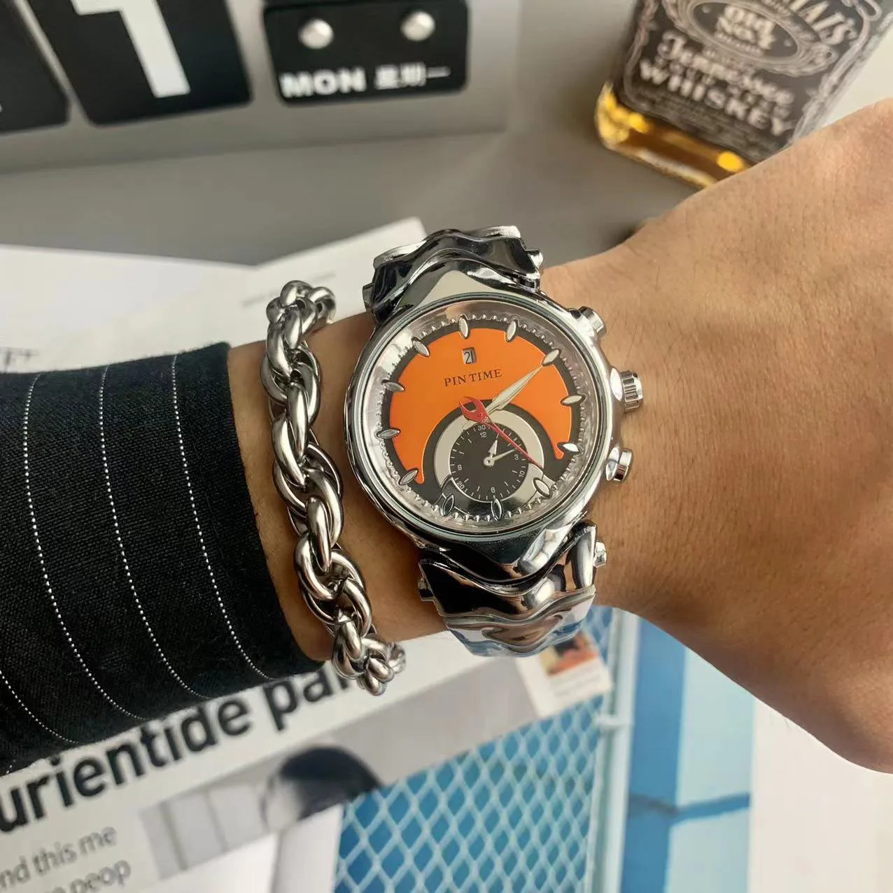 Luxury Y2K Men's Quartz Watch - Fashionable Waterproof Timepiece