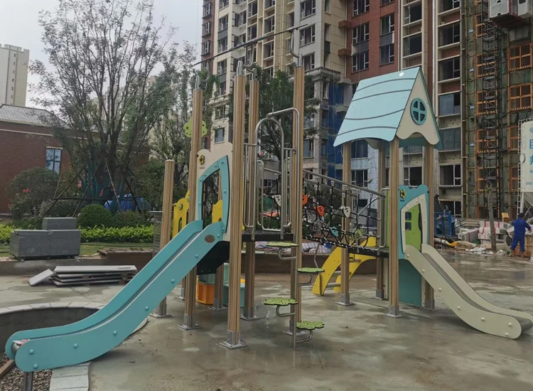 2025 New Large Outdoor Children's Playground Equipment with Safe Sturdy Steel Slide Climbing PE Plate for Garden Shopping Mall