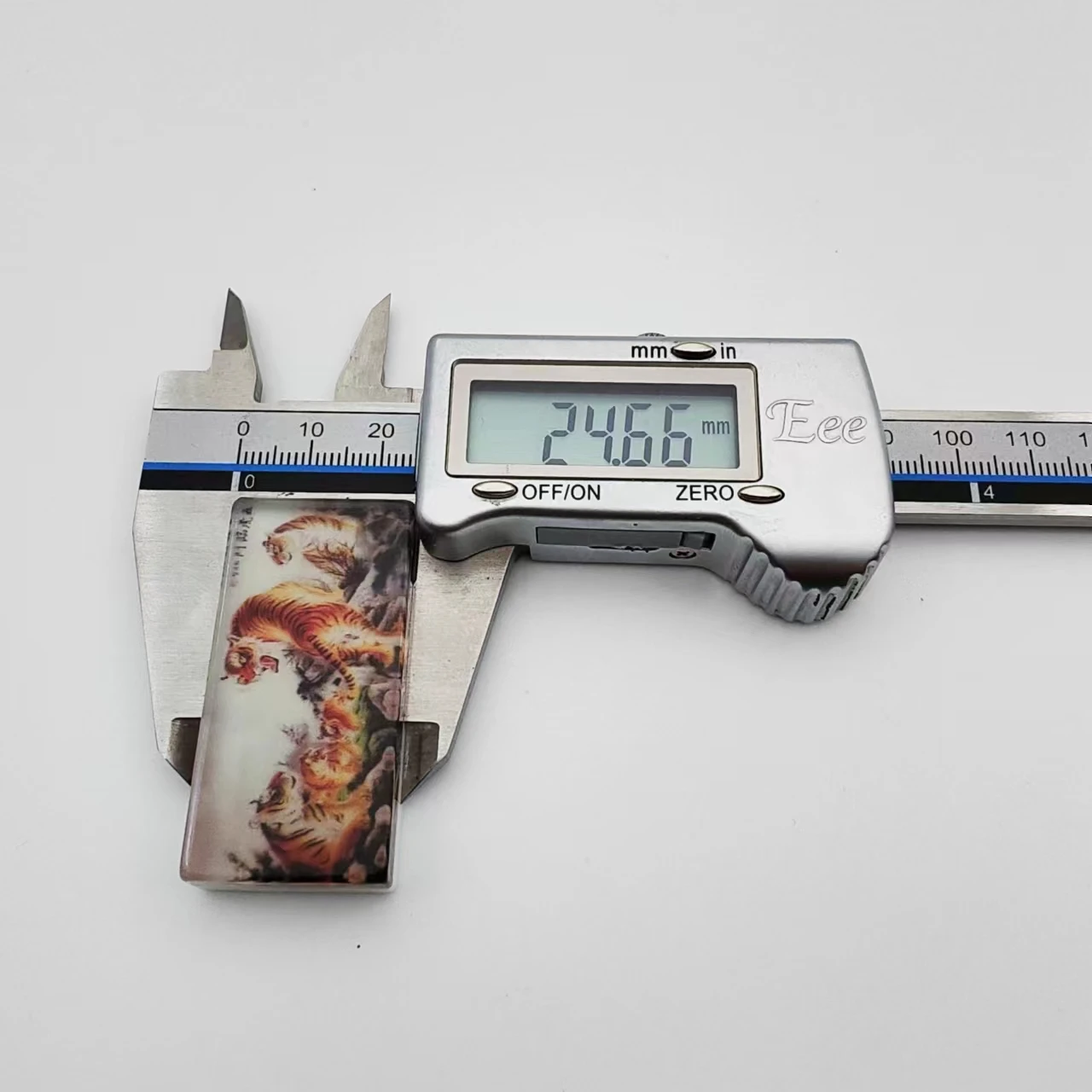 Игрушки для игры в шахматы и