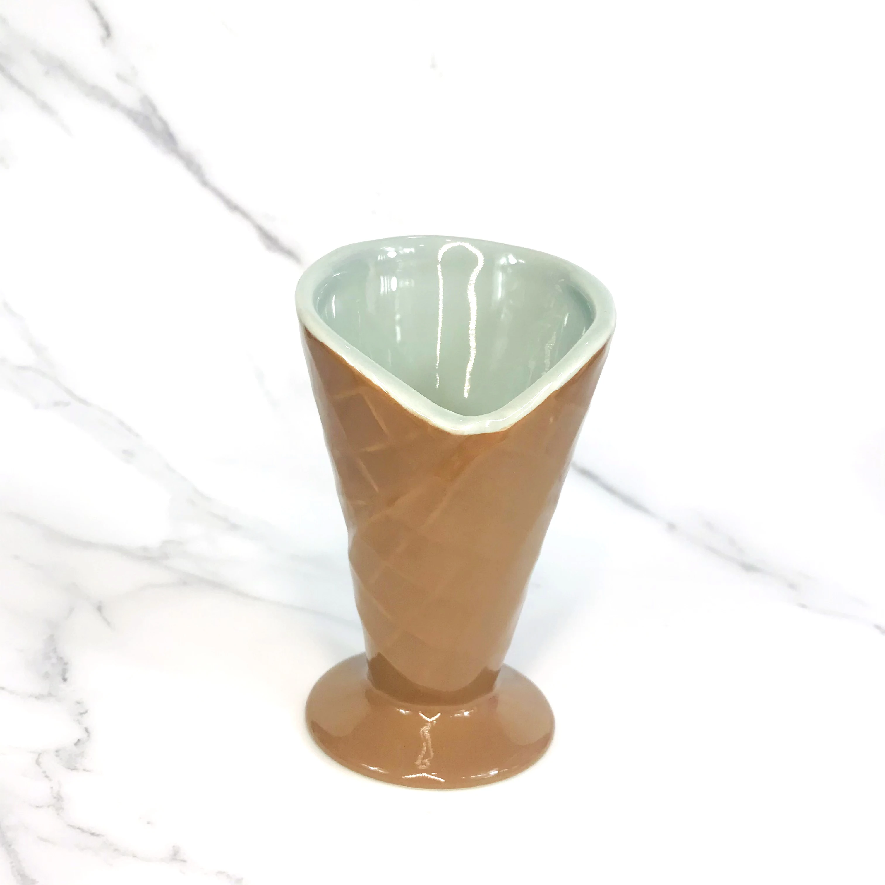 HOT Summer ICE CREAM CONE YELLOW/PINK ICE CREAM CERAMIC CUPS