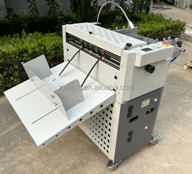 Automatic Multifunction Sticker Paper Creasing and Cutting Machine