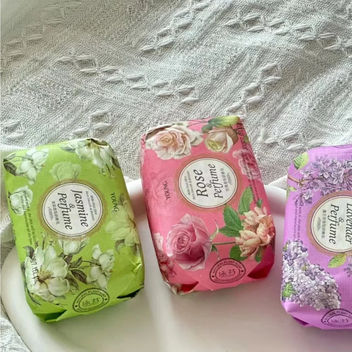 Transparent Film Threedimensional Paper Soap Package Machine/ Packaging Machine Price Buy