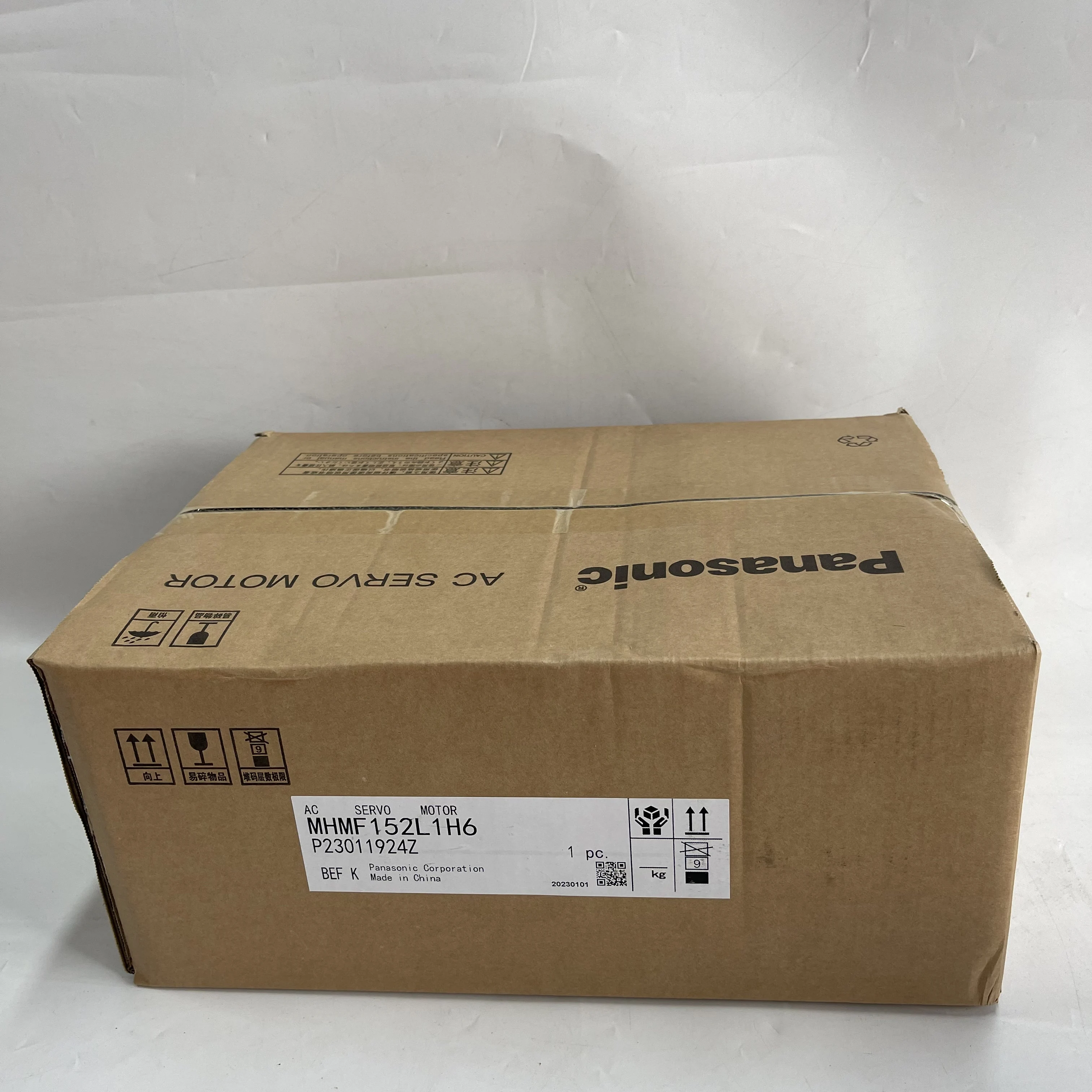 Panasonic AC Servo Motor MHMF152L1H6 Panasonic AC Servo Motor MHMF152L1H6