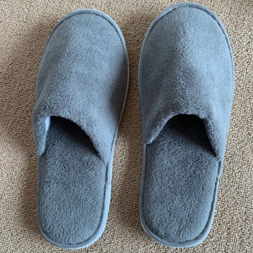 Good Quality New Style Product Customization Non-slip Cozy Soft Airline Slipper Disposable Luxury Hotel slippers factory