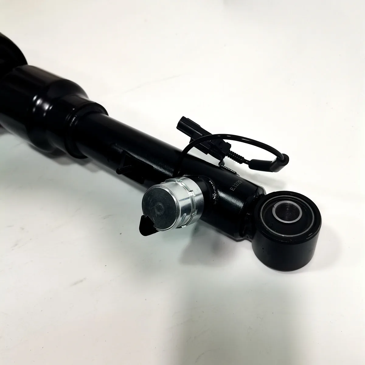 Lexus LS500 & Ls500h Air Bag Suspension Shocks - 1 Year Warranty