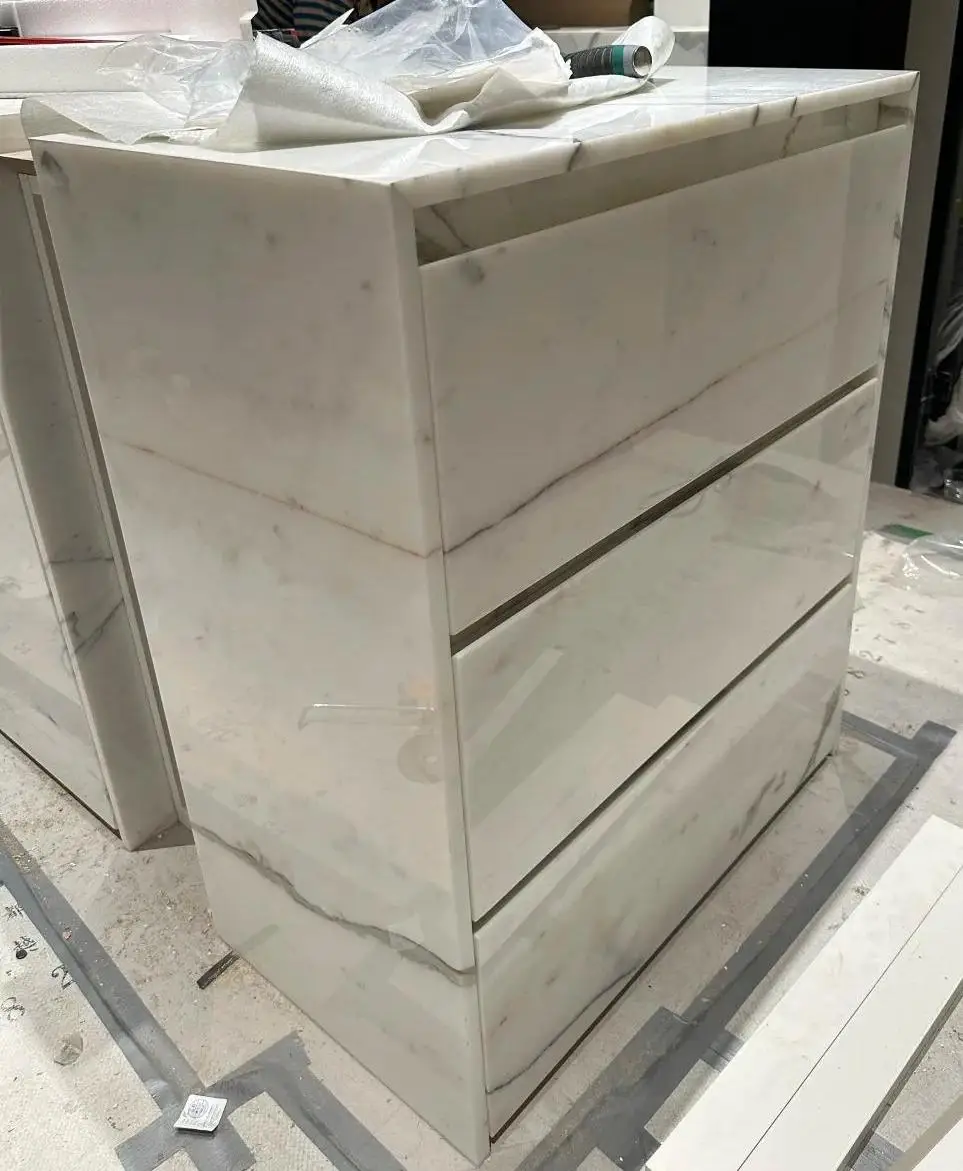 Szafka z białego marmuru z Guangxi, możliwa do dostosowania – meble kuchenne i łazienkowe do wnętrz, kompleksowy projekt całych pomieszczeń z naturalnego kamienia
