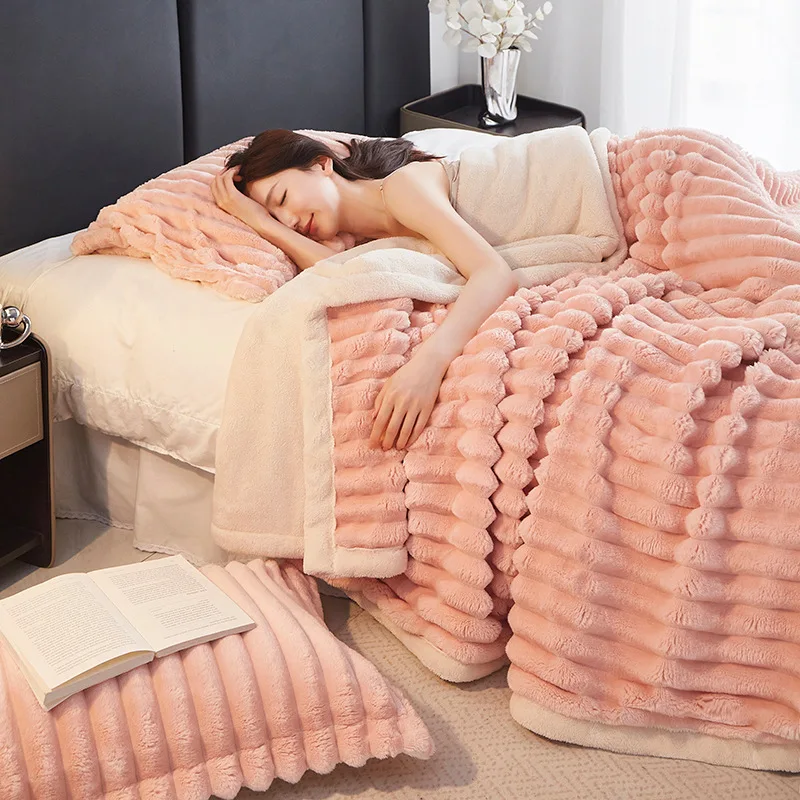 Hot Sell Double Sided Bed Blankets For Winter Solid Strip Throw Blanket