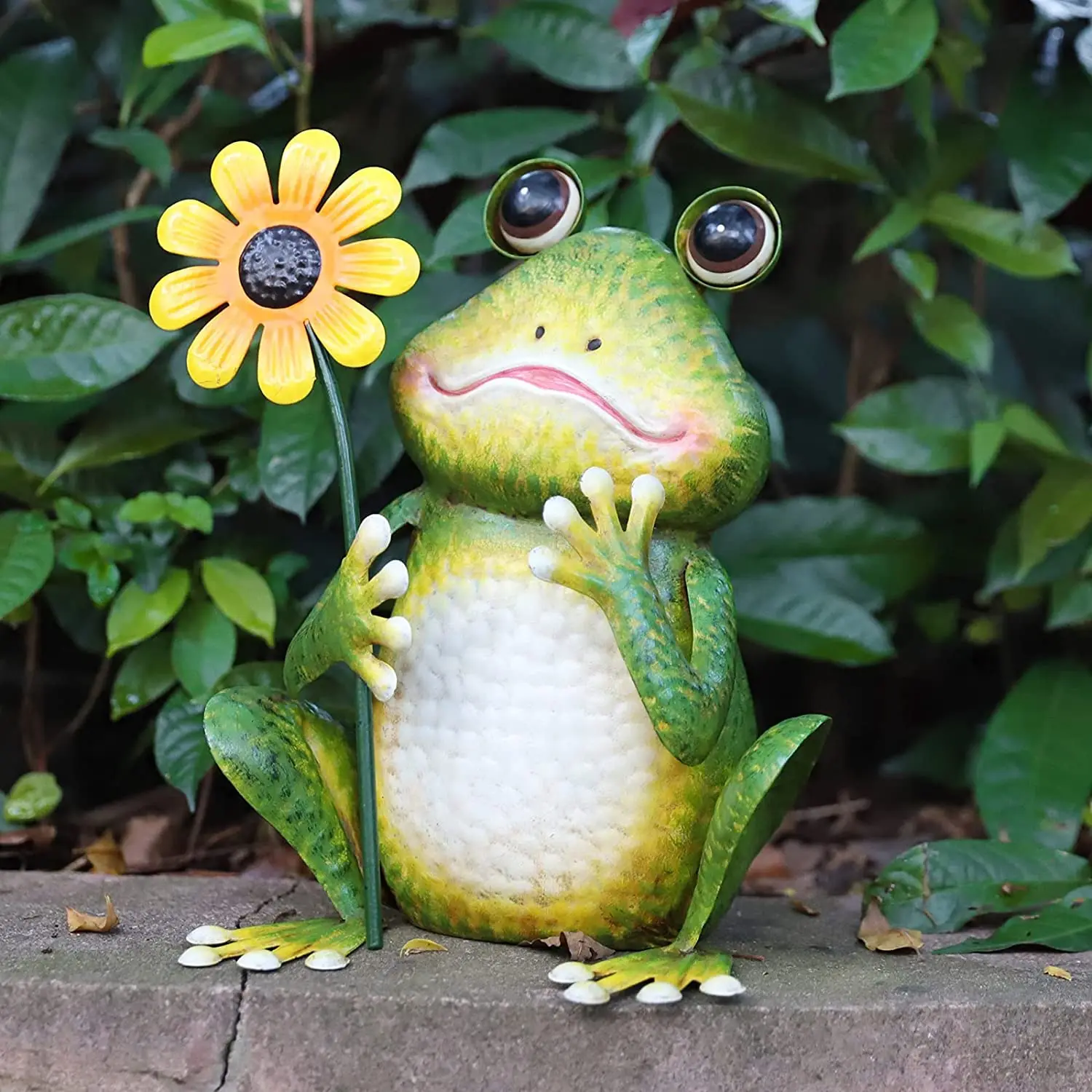 Metal Garden Frog With Sunflower Statue Outdoor Decor Metal Frog Yard ...