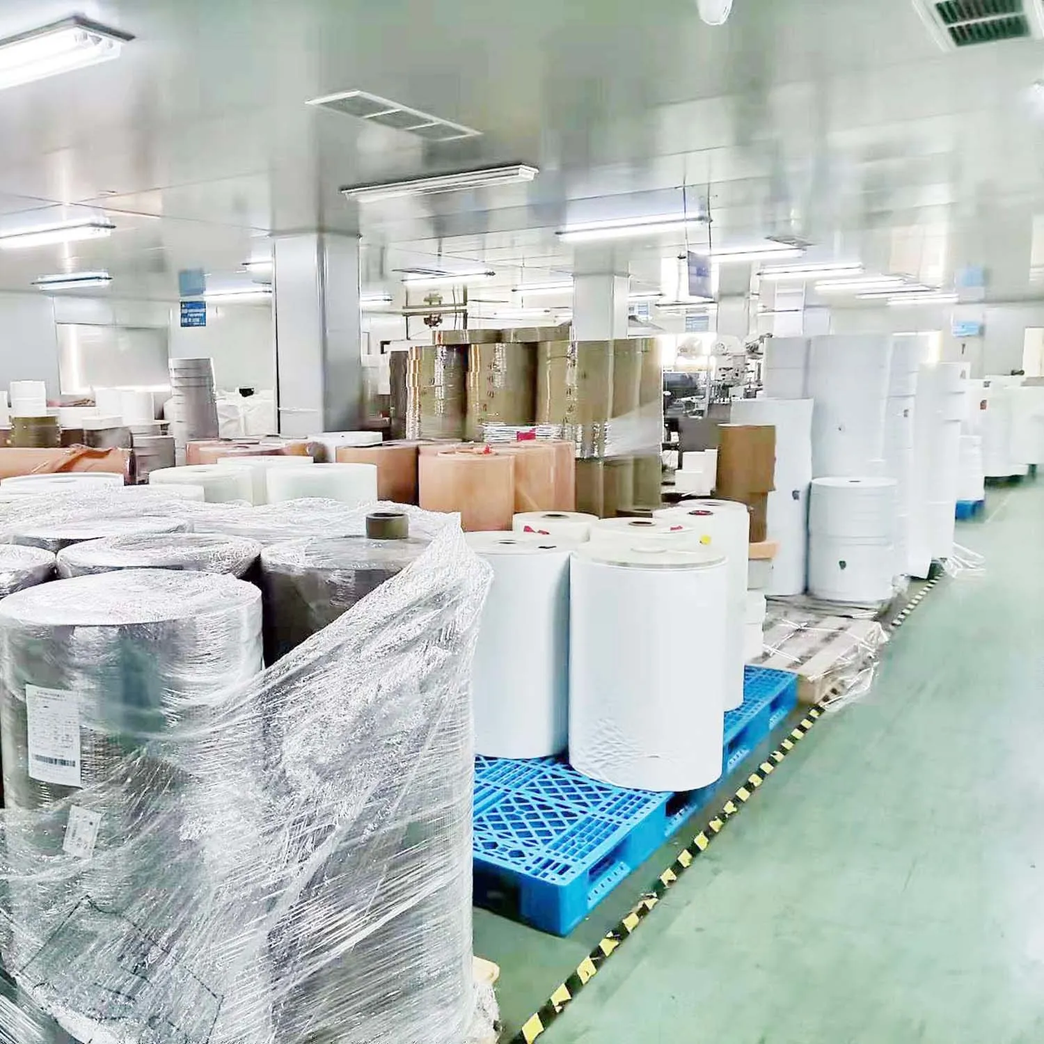 Jumbo Roll of Adhesive Medical Tape for Band Aids Polyester Silk Cotton Fabric Non-woven
