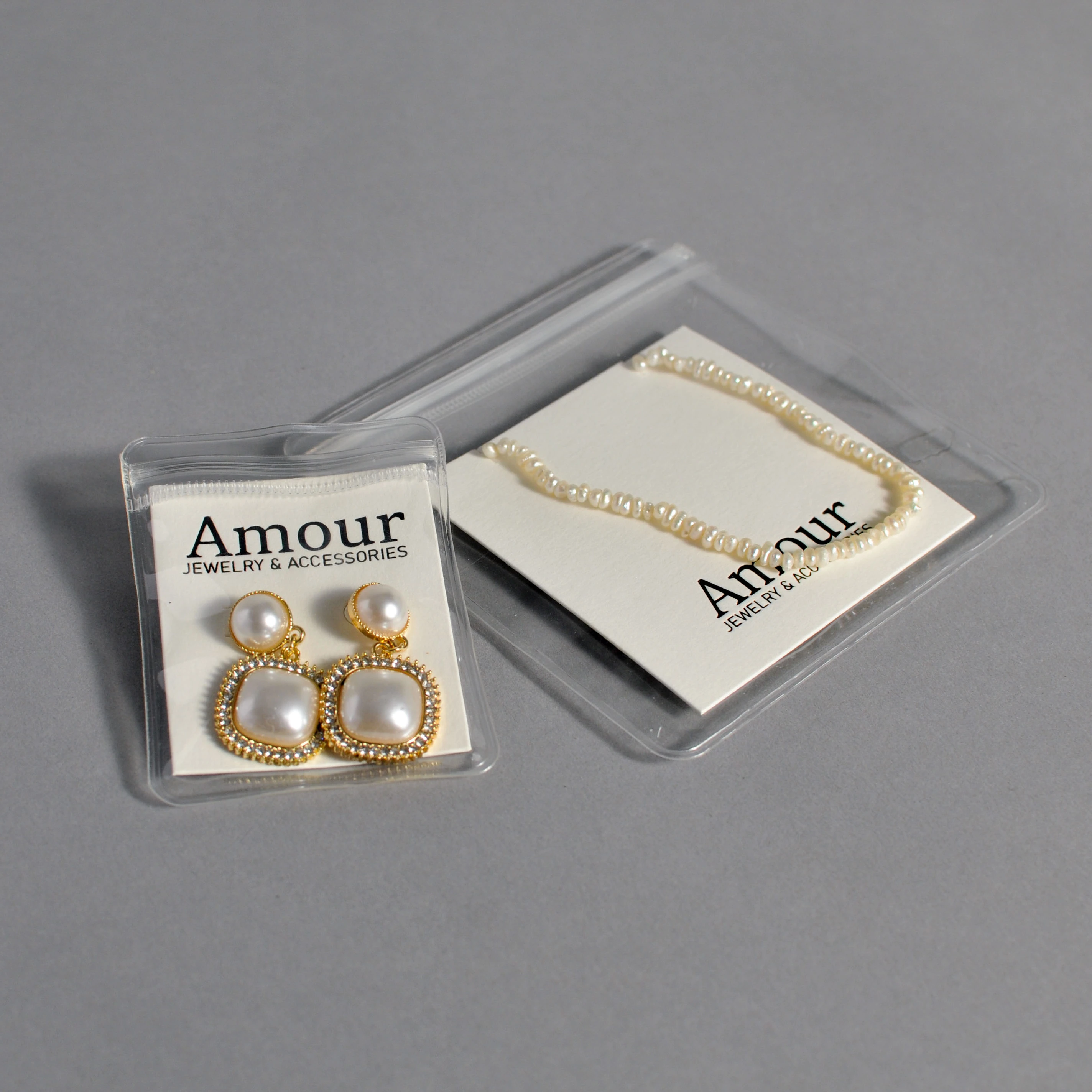 Custom Logo White Paper Packaging Customized Earring Display Card Dangle Earring Paper Card Packing Cards with PVC Pouch