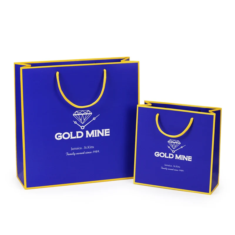 Подарочный бумажный пакет индивидуальный дизайн ленточная ручка на заказ с принтом