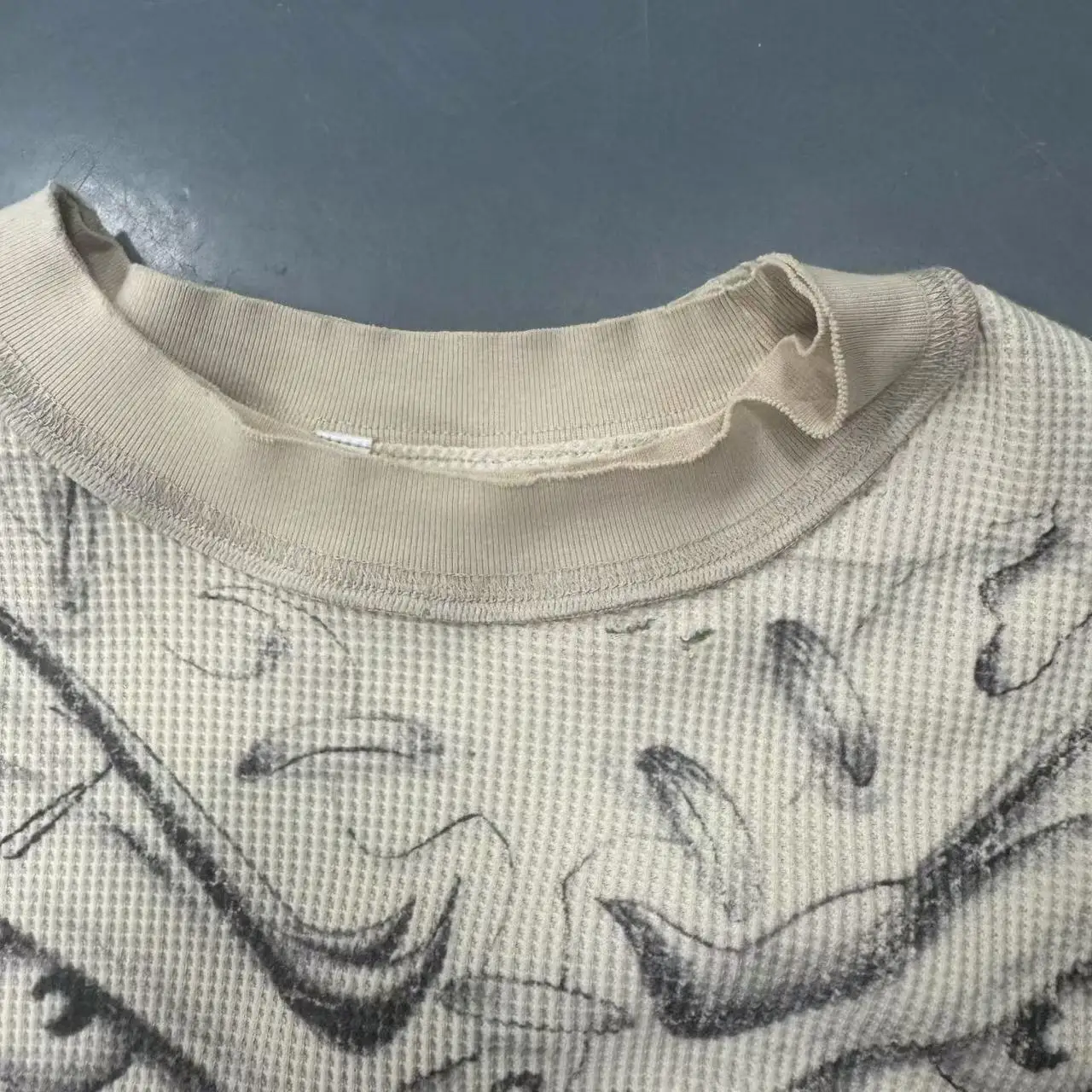 Custom Drop Shoulder Waffle Graphic Print Thermal Double Layered Collar Distressed Streetwear T-shirt Cropped t Shirts Men gallery 3
