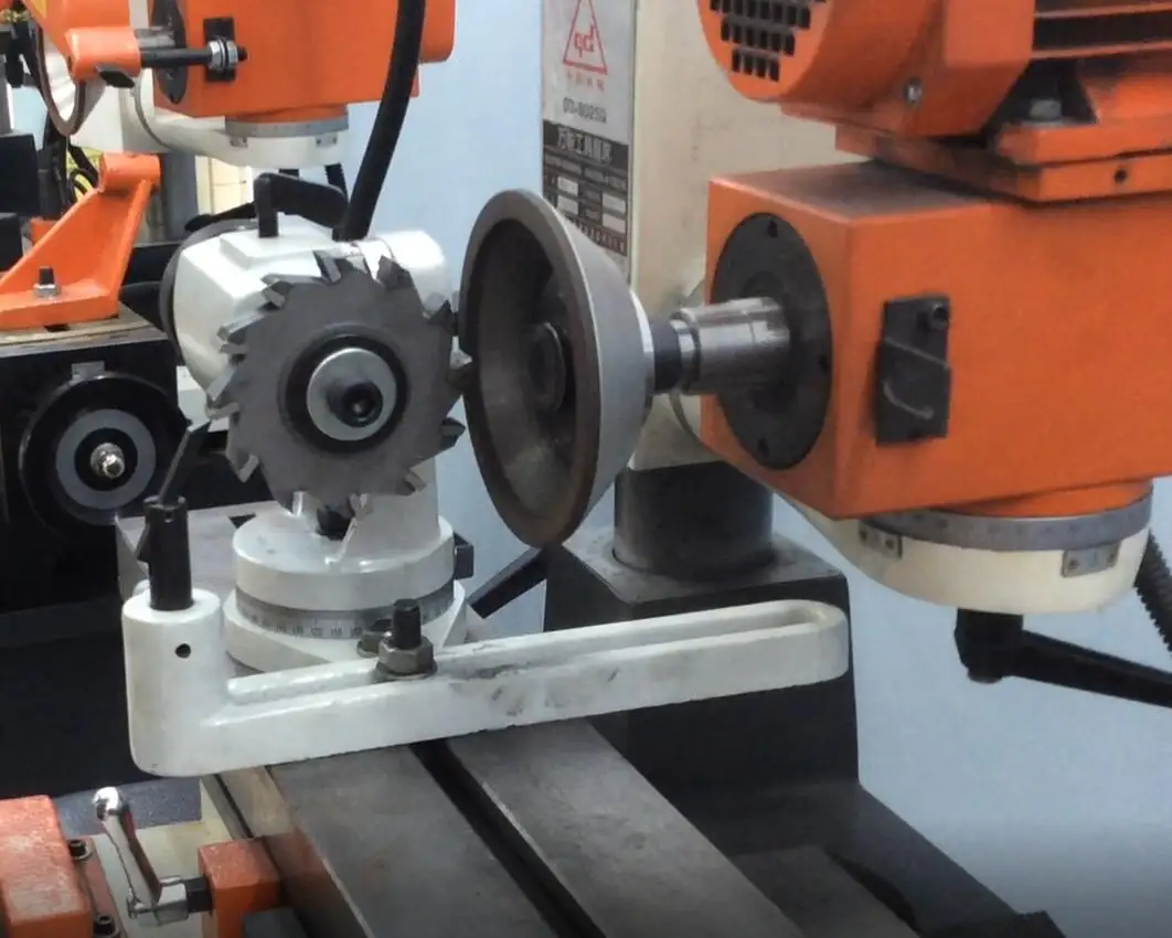 GD-6025Q Universal Tool Cutter Grinder Machine - 1 Year Warranty, Easy ...