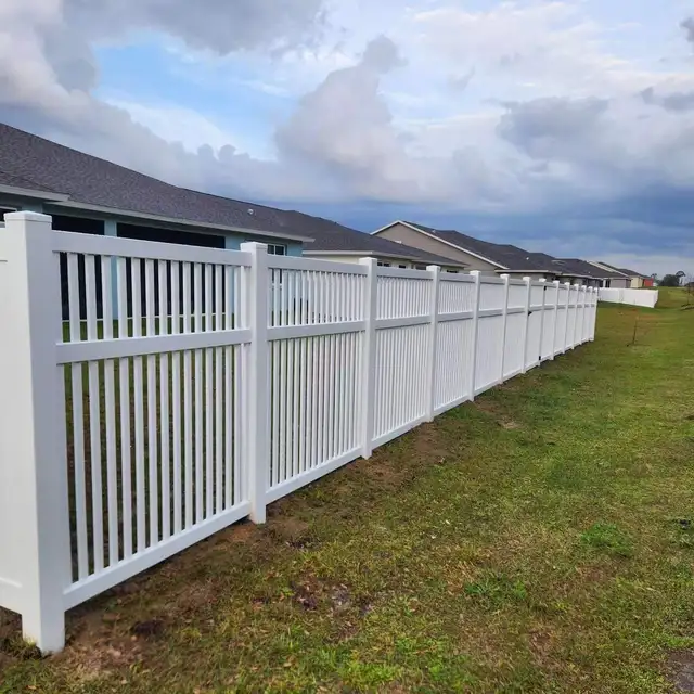 High Quality PVC Vinyl Garden Fence & Handrail Cheap Plastic Garden Railing