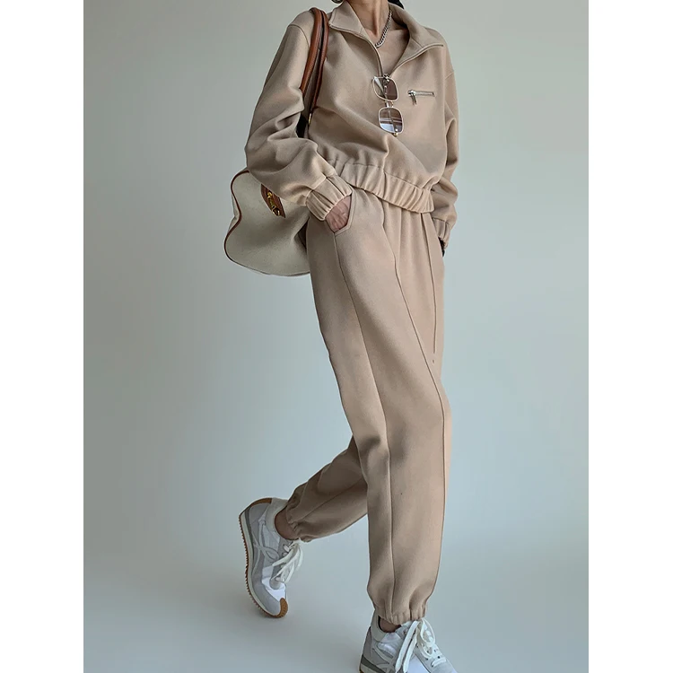 2025 New Style Design Quality Causal Two Piece Pant Set Crop Top Half Zip Pullover Jogger Set