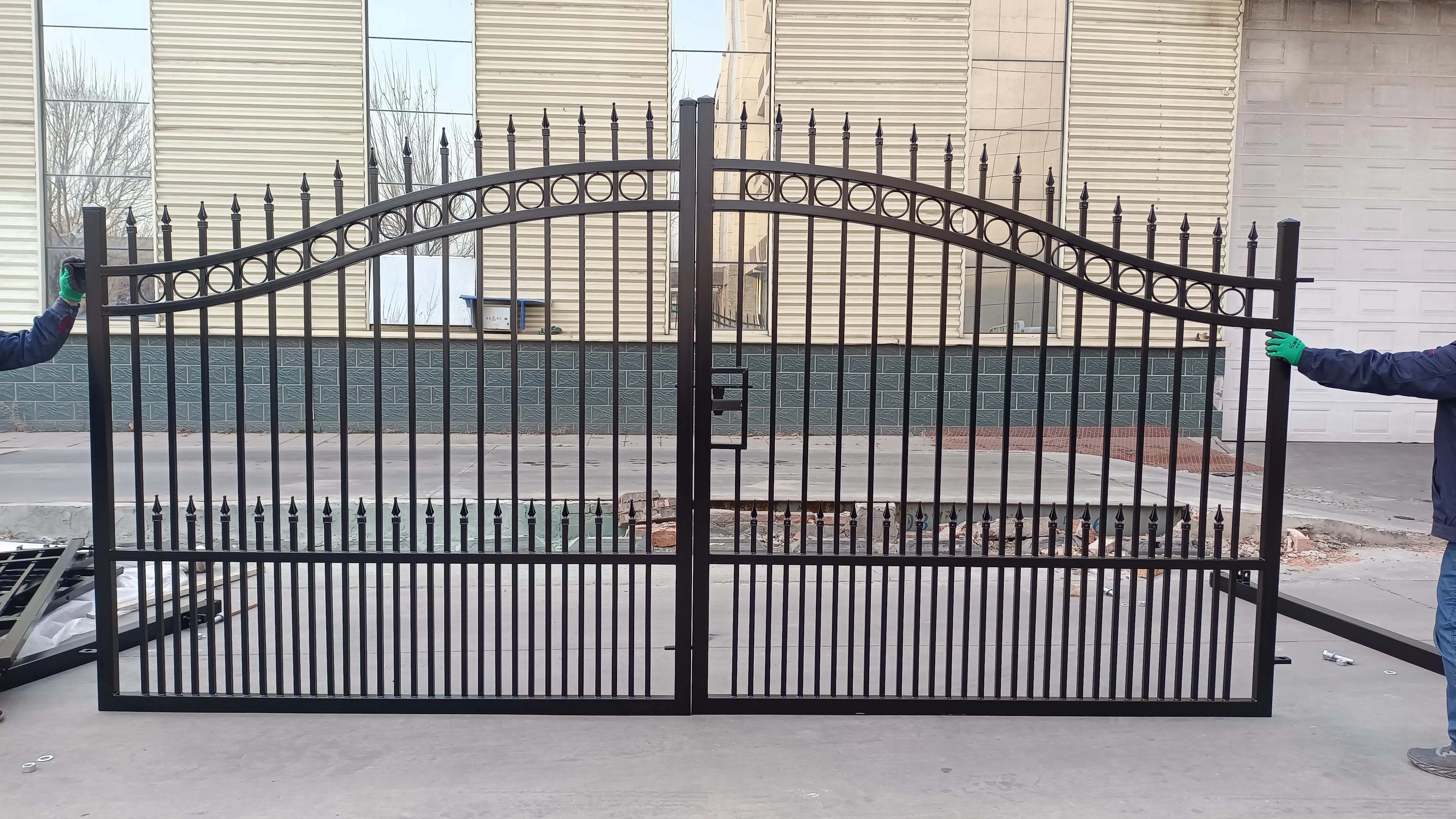 Durable Steel Sliding Gate Design for Australia Standards