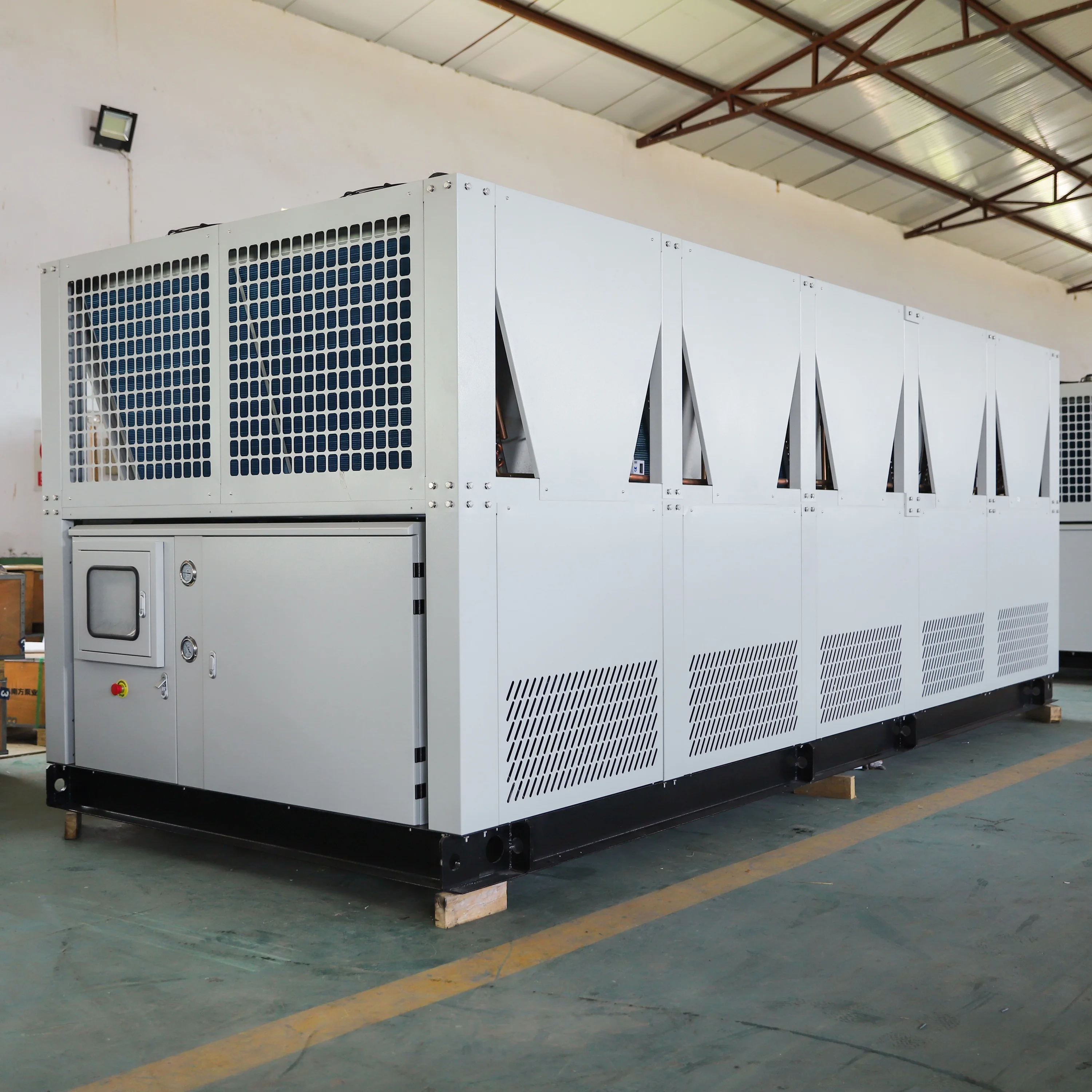 Cooled Screw Water Chiller, 200kW, 300kW, 400kW - detail 26