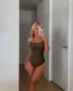 Marrón