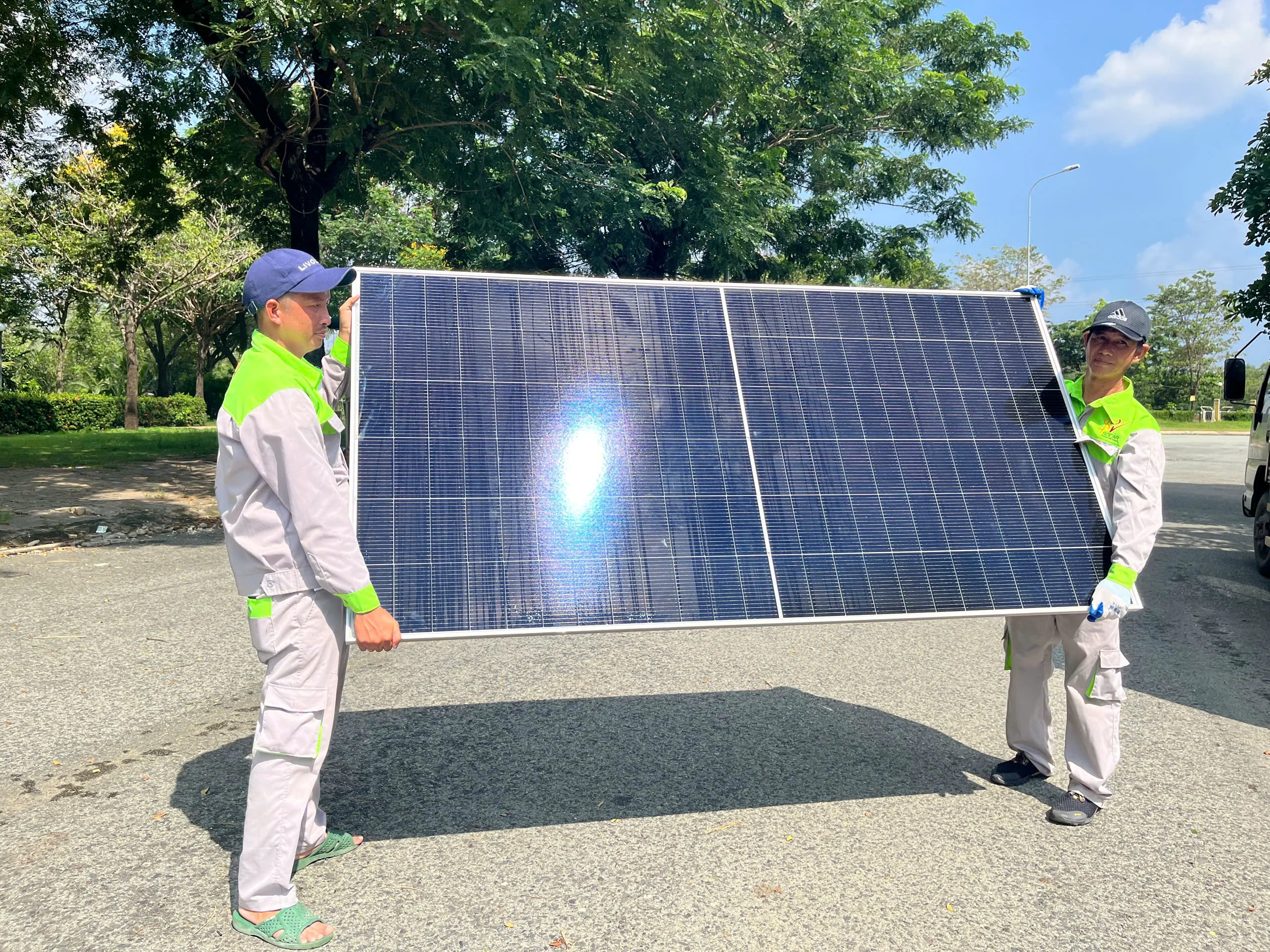 Hb9615dac615d4c109514075bb5121a13w