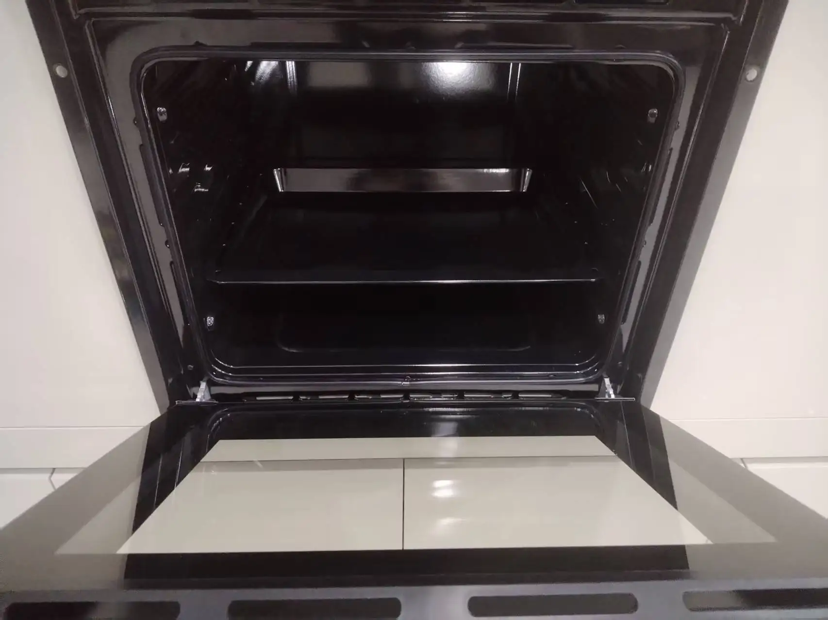 Test Du Four Encastré KKT Kolbe : une Révolution Culinaire