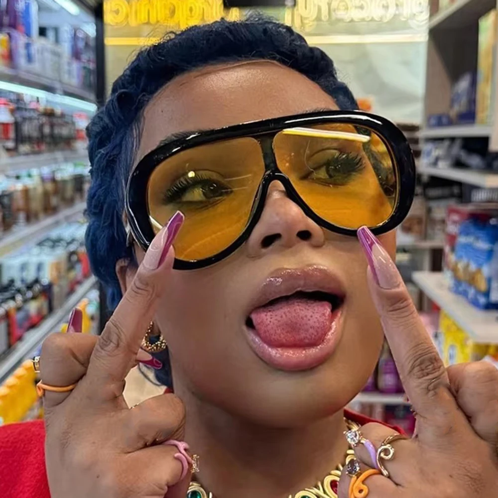 Yellow Oversized One-piece Sunglasses Oversized Rimless One Piece Shield Lens Wrap Around Sport  main image 2