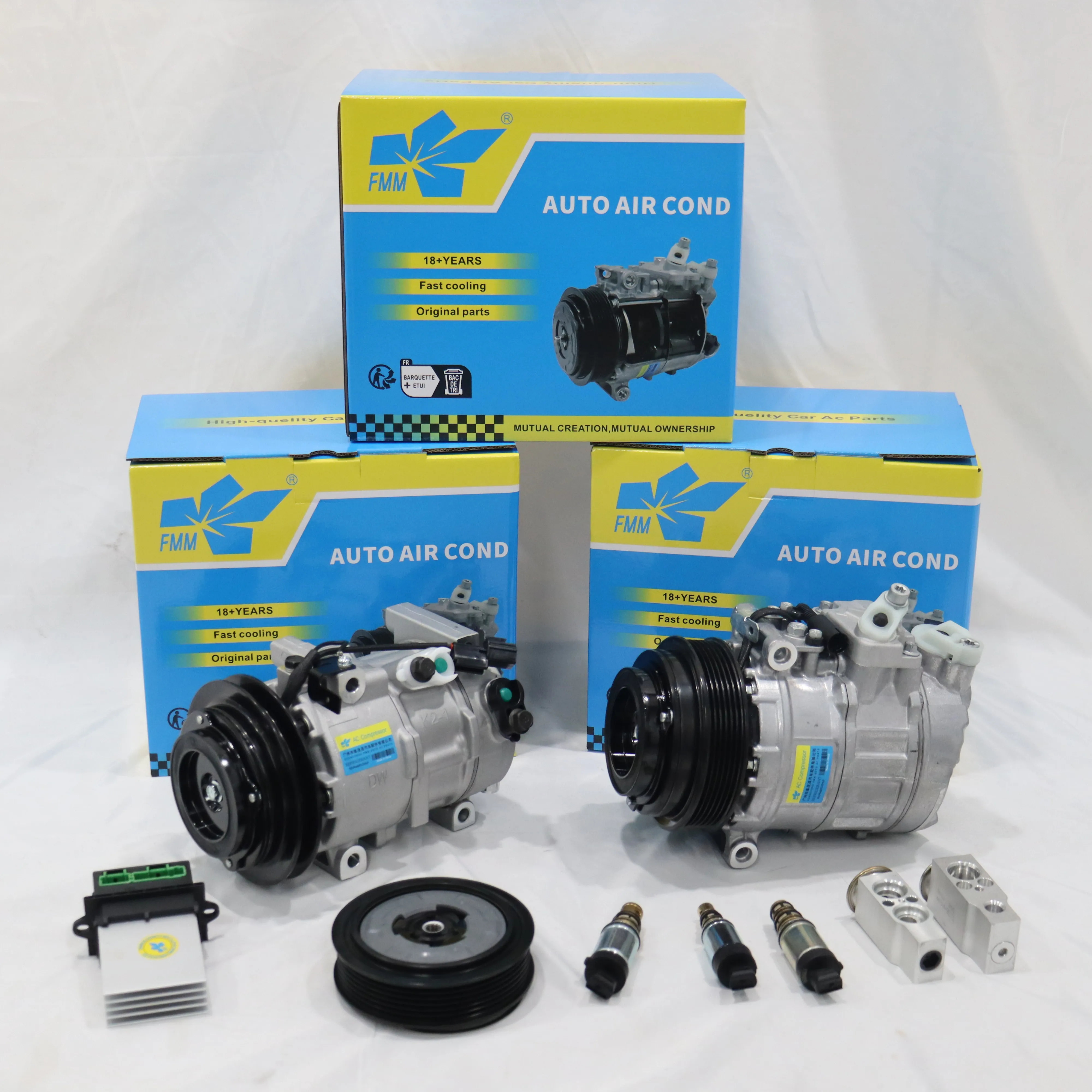12V 車載エアコンACコンプレッサー MR398396 三菱 N84w チャリオット
