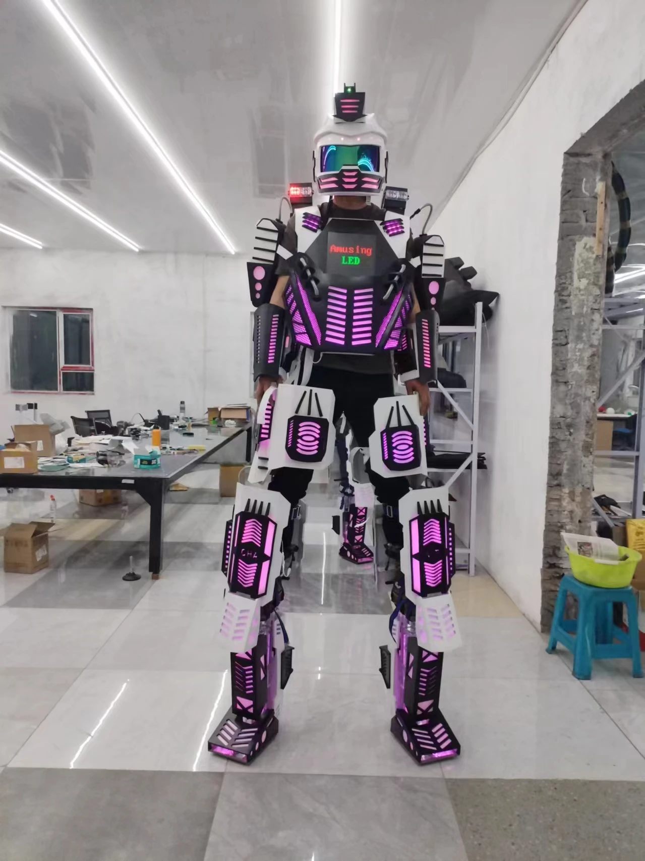 Wearable LED Robot Lighting up Stilts Walker Robot Costumes Kryoman Stage Performance Show Suits Customization Robot Costumes
