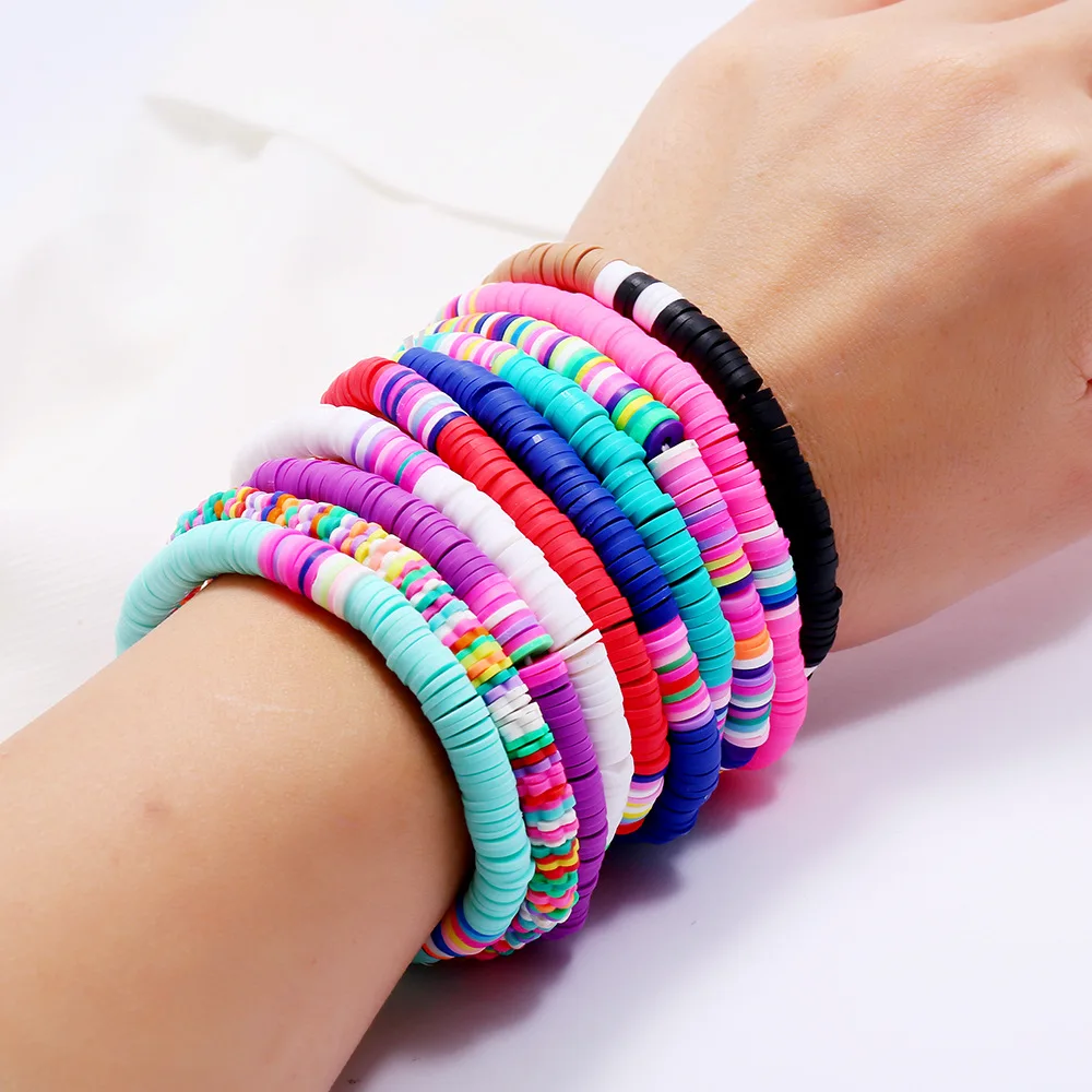 PANTIDE Set di braccialetti colorati con perline elastiche braccialetti in argilla impilabili Boho Disc Bracciali Y2K Kidcore Estetico Estetico Spiaggia Gioielli per Donne Ragazze, argilla polimerica