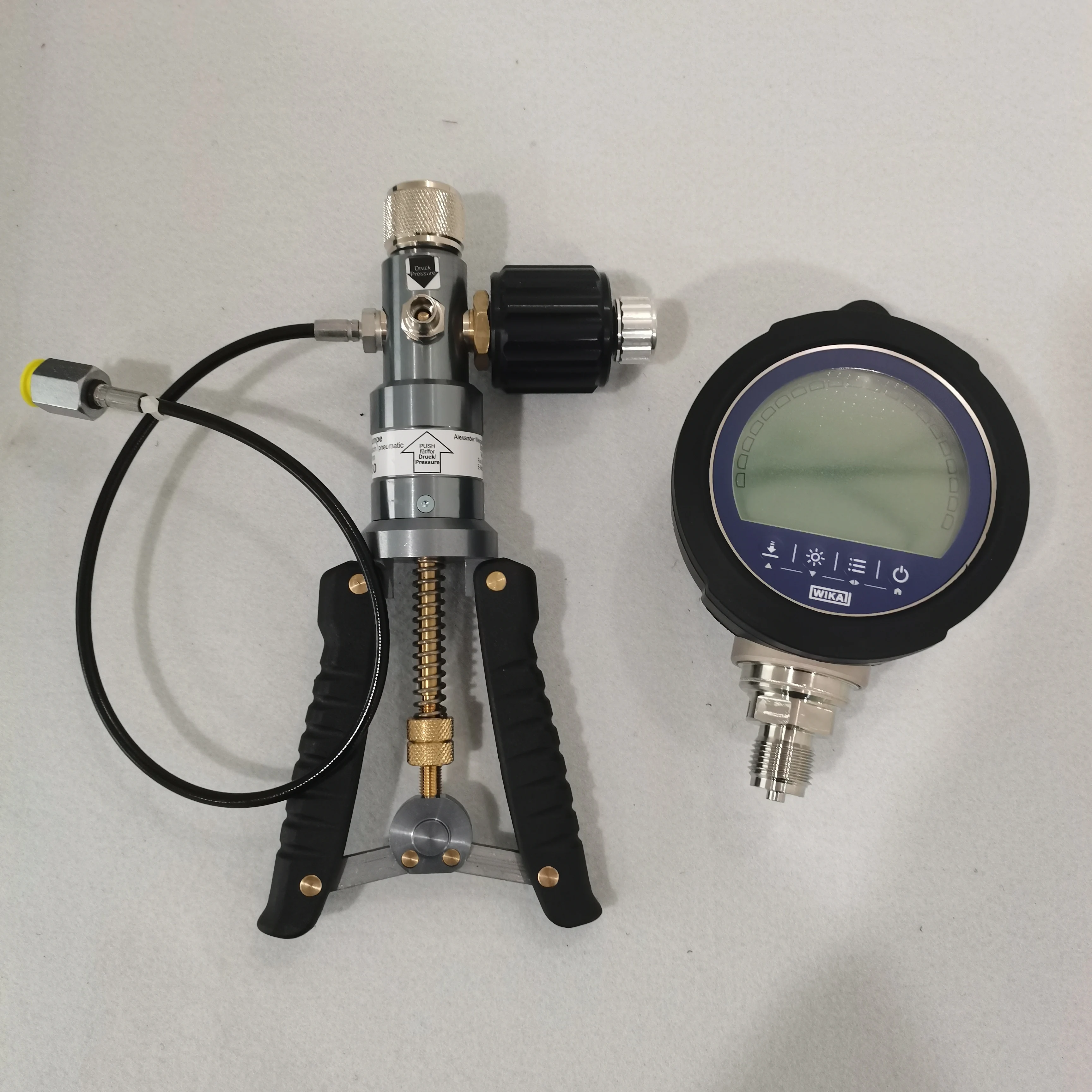 Diaphragm 交换机 Model for Effective Monitoring and Control of Processes Regulators 5