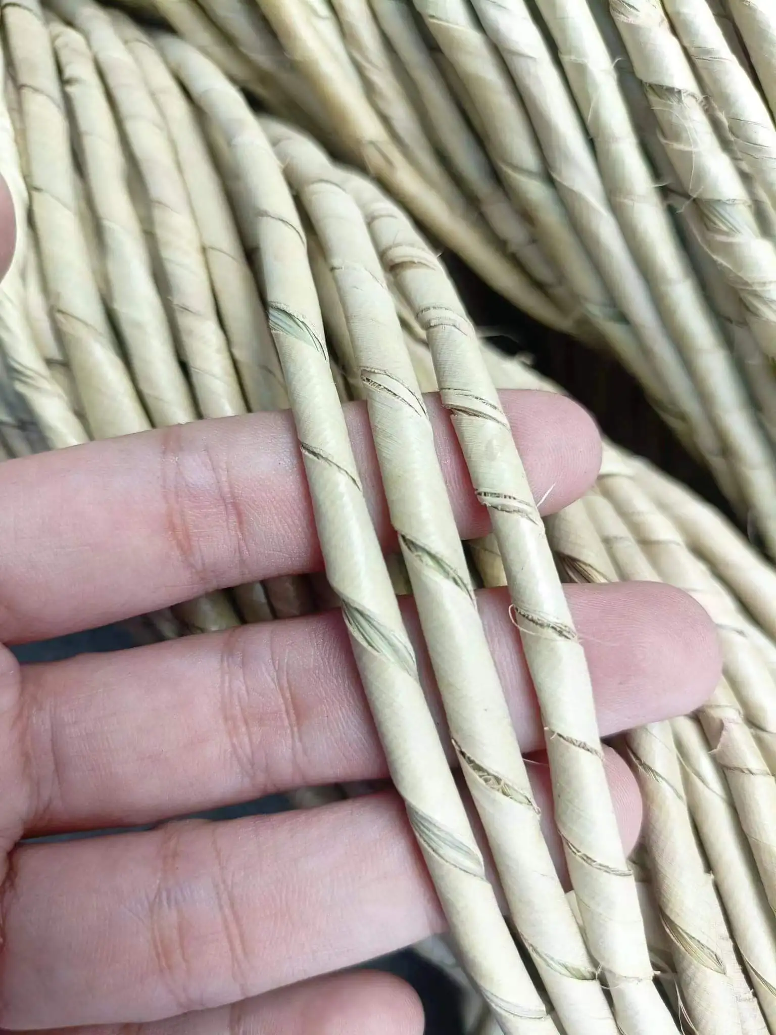 Philippine Raffia Twine Rope Used For Storage Basket Braided Basket Gift Wrapping Placemat