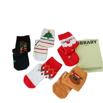 Autumn/Winter New Coral Velvet Crew Length Socks for Women Non-Shedding and Thick Warm Christmas Snowman Design Floor Socks