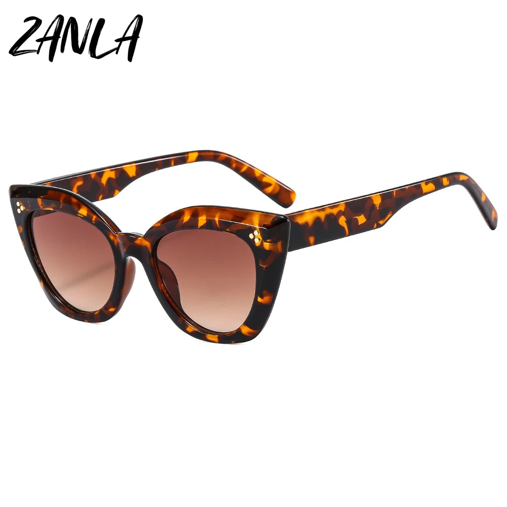 Shop Our Vintage Oversized Square Rivet Sunglasses for Women display picture 1